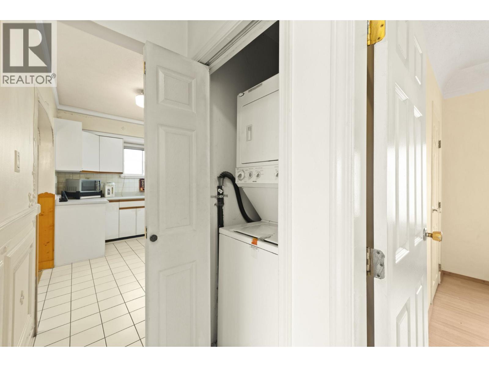 2168 Renfrew Street, Vancouver, British Columbia  V5M 3J5 - Photo 14 - R3084106