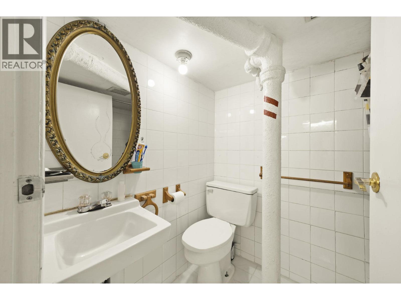 2168 Renfrew Street, Vancouver, British Columbia  V5M 3J5 - Photo 18 - R3084106