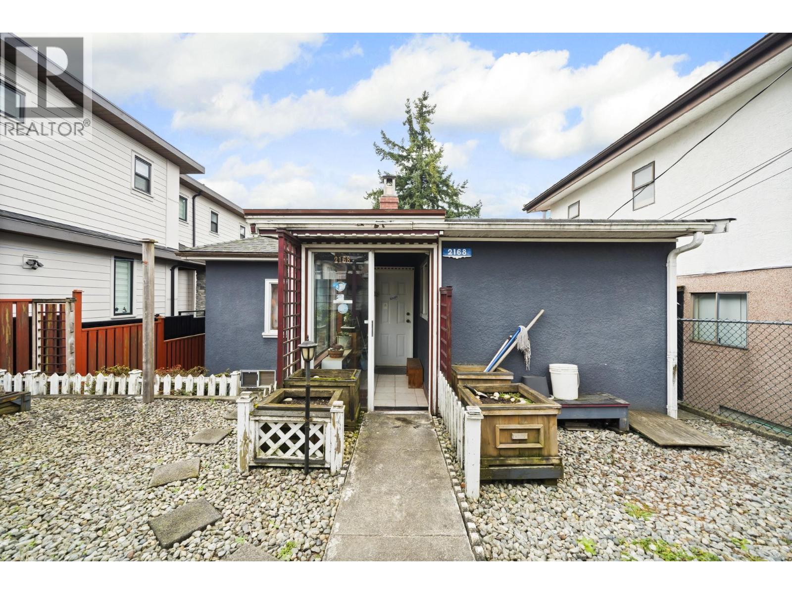 2168 Renfrew Street, Vancouver, British Columbia  V5M 3J5 - Photo 31 - R3084106