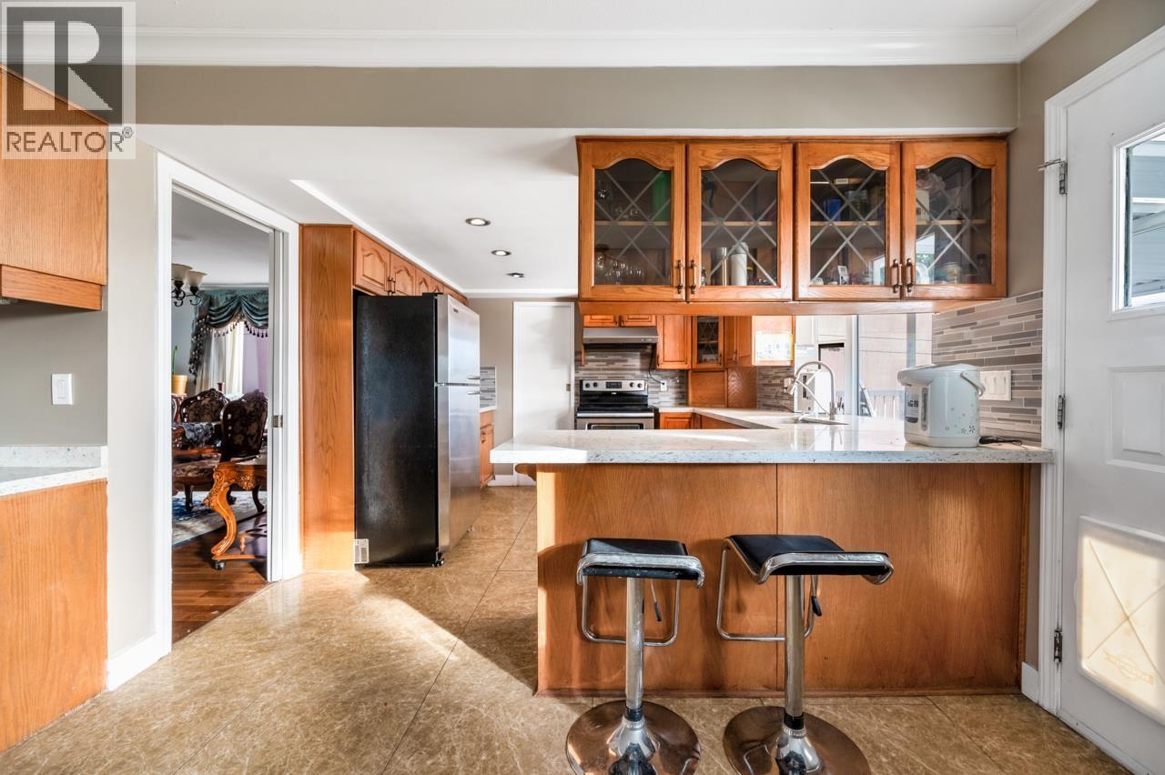 7974 12th Avenue, Burnaby, British Columbia  V3N 2K7 - Photo 7 - R3084179