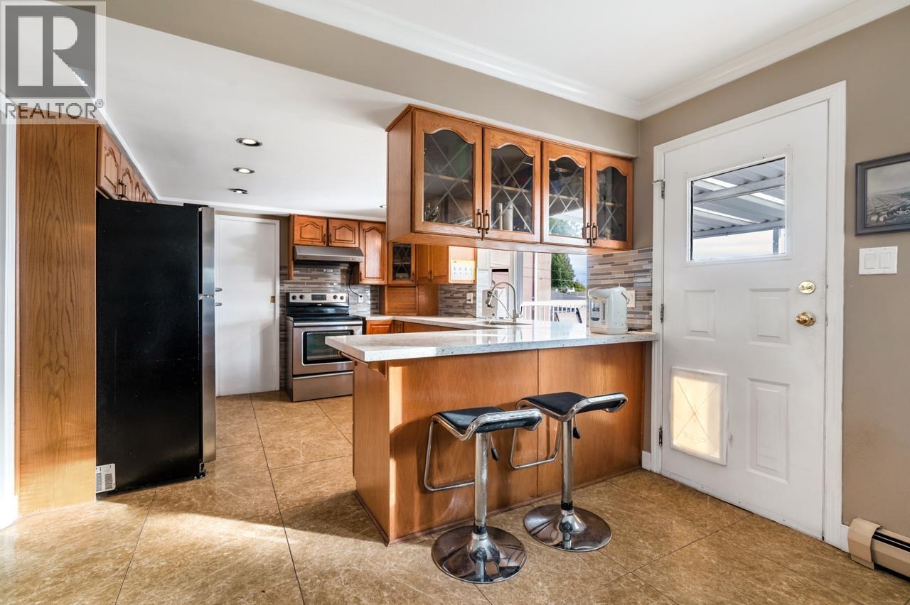 7974 12th Avenue, Burnaby, British Columbia  V3N 2K7 - Photo 8 - R3084179