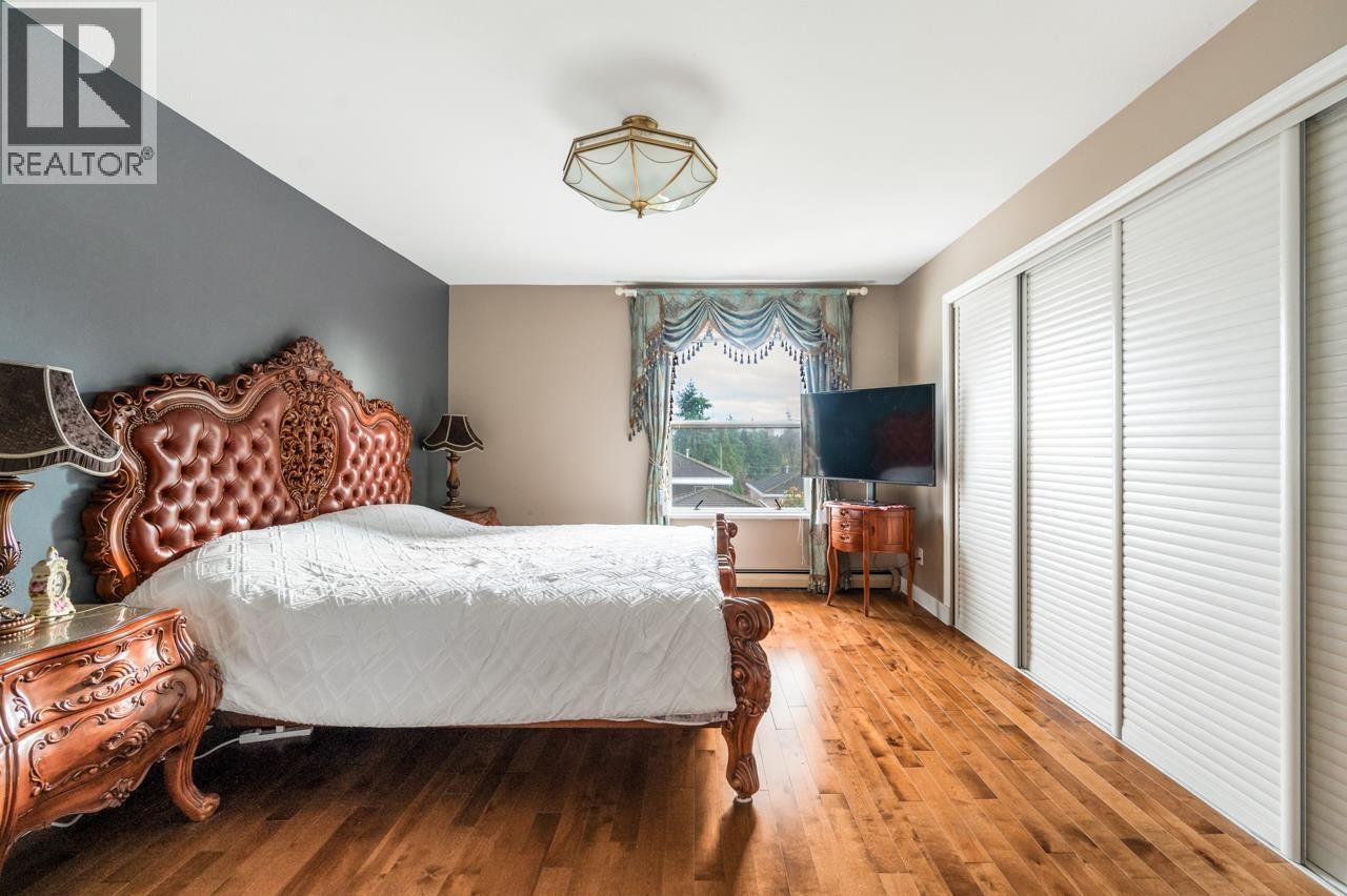 7974 12th Avenue, Burnaby, British Columbia  V3N 2K7 - Photo 15 - R3084179