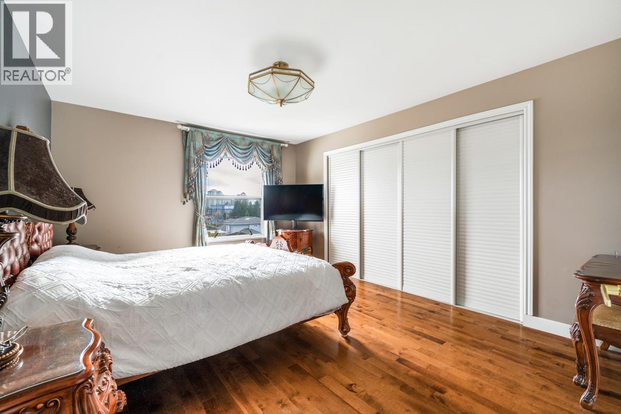 7974 12th Avenue, Burnaby, British Columbia  V3N 2K7 - Photo 14 - R3084179