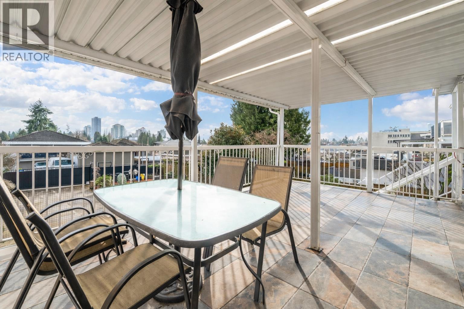 7974 12th Avenue, Burnaby, British Columbia  V3N 2K7 - Photo 31 - R3084179