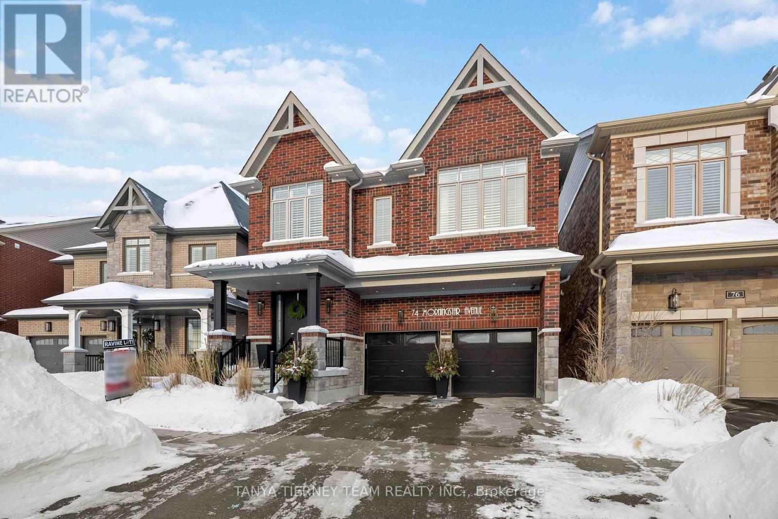 74 Morningstar Avenue, Whitby, Ontario  L1R 0P6 - Photo 3 - E12737338