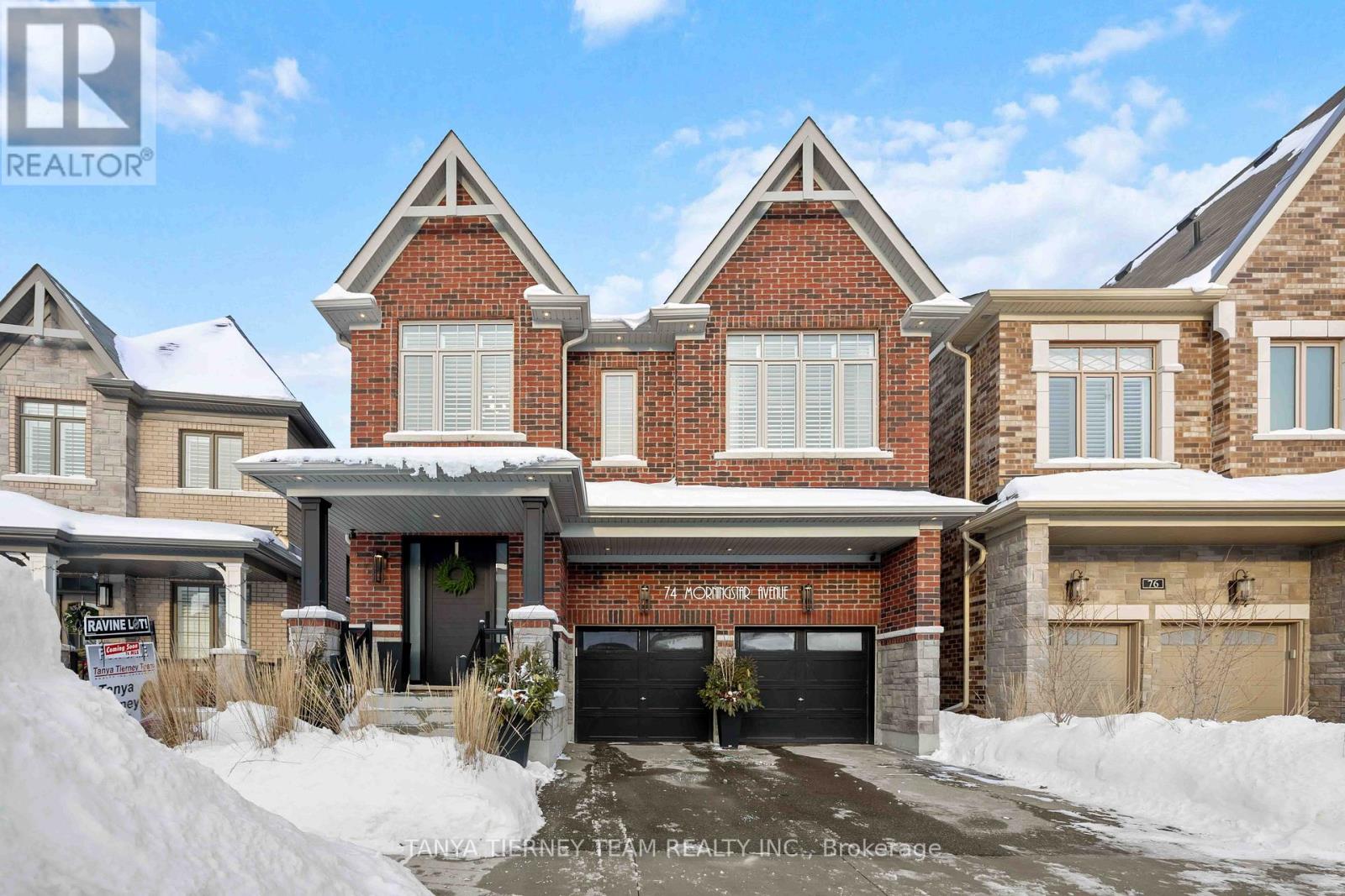 74 Morningstar Avenue, Whitby, Ontario  L1R 0P6 - Photo 4 - E12737338