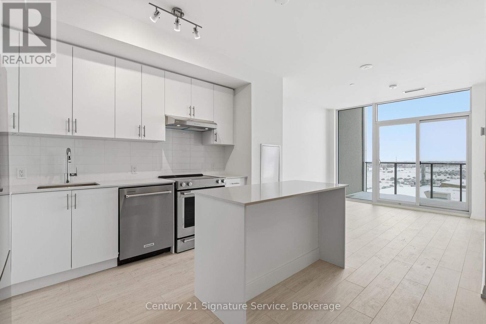 610 - 27 Korda Gate, Vaughan, Ontario  L4K 2M9 - Photo 4 - N12737314