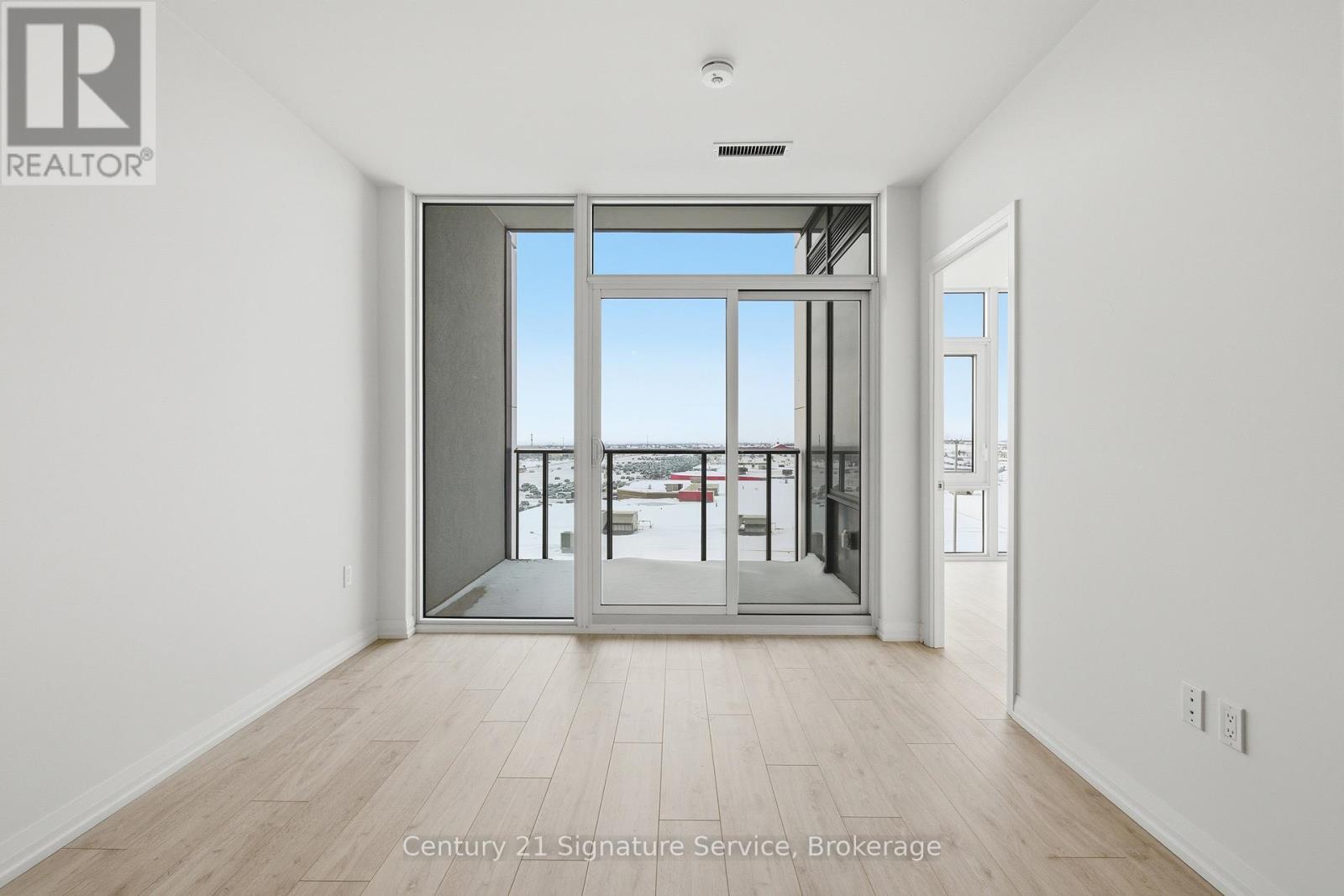 610 - 27 Korda Gate, Vaughan, Ontario  L4K 2M9 - Photo 7 - N12737314