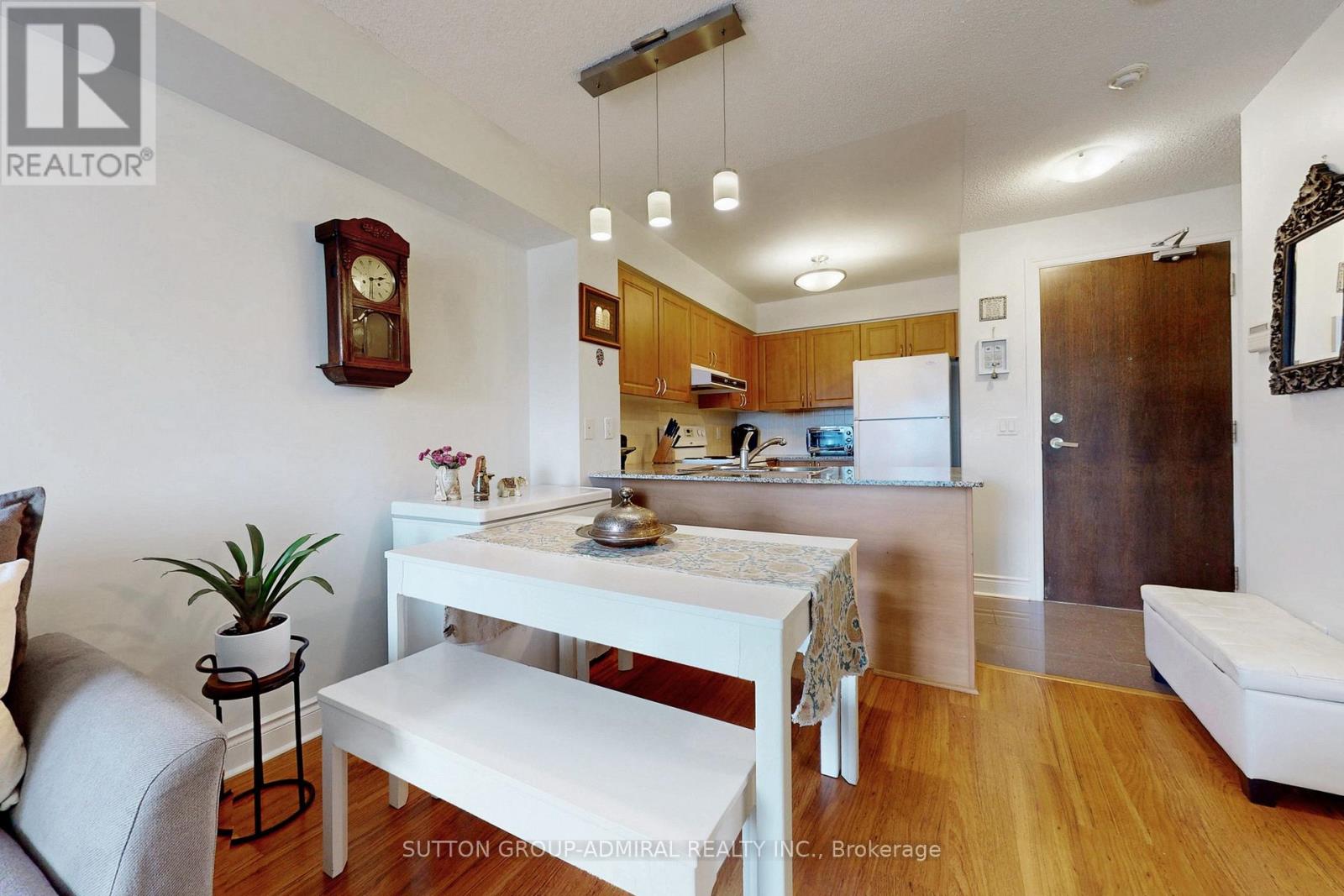 406 - 7 North Park Road, Vaughan, Ontario  L4J 0C9 - Photo 12 - N12737348