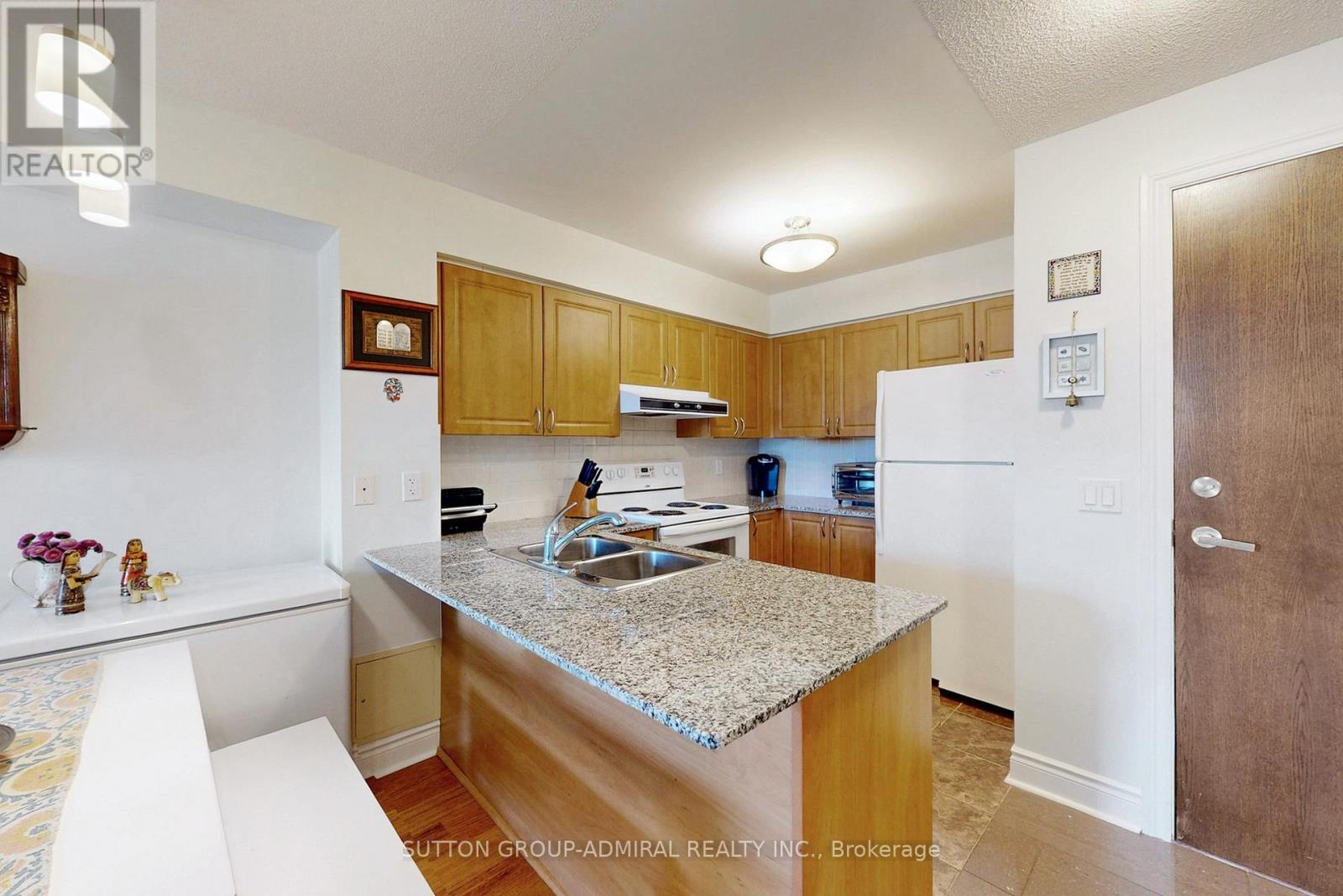 406 - 7 North Park Road, Vaughan, Ontario  L4J 0C9 - Photo 15 - N12737348