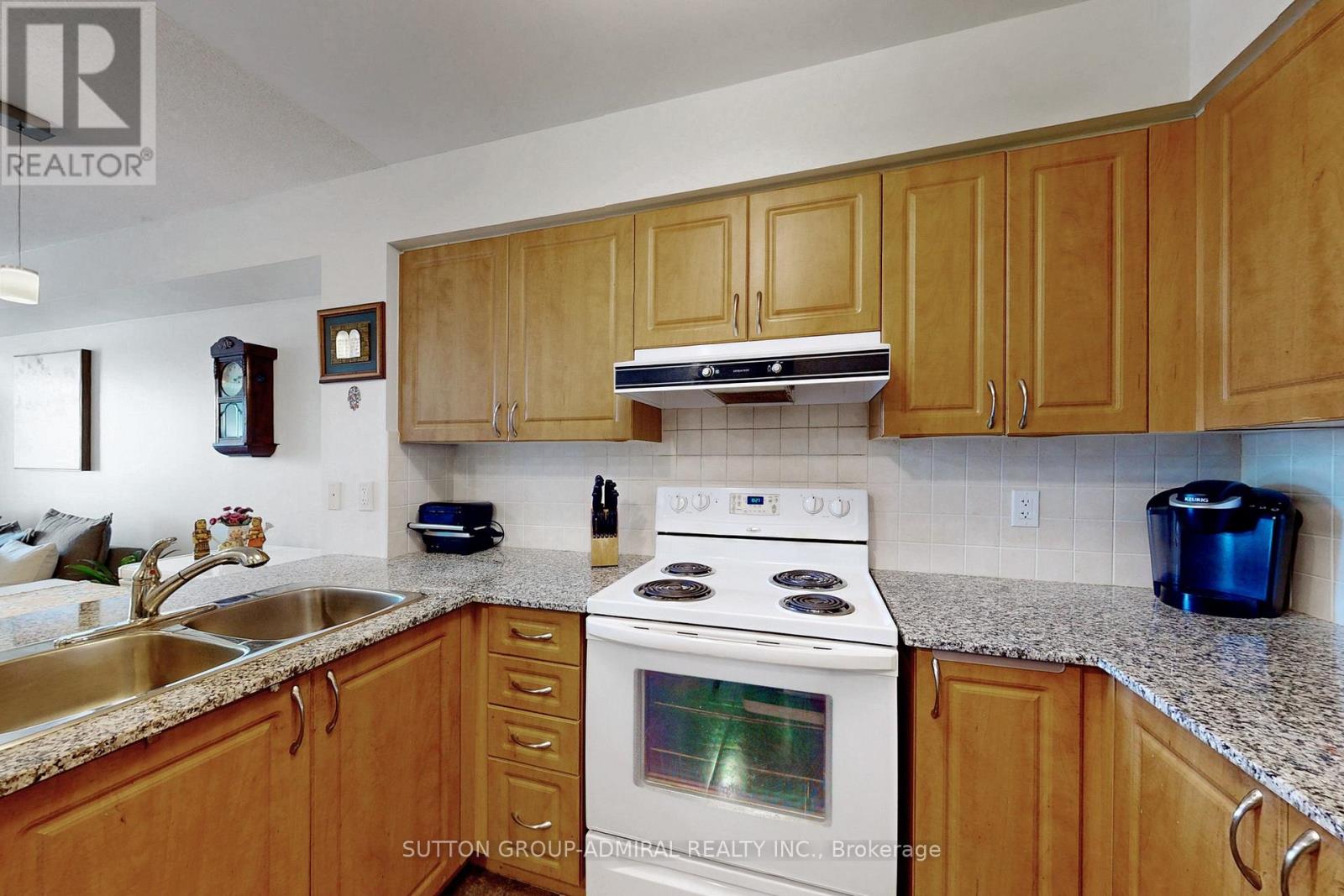 406 - 7 North Park Road, Vaughan, Ontario  L4J 0C9 - Photo 16 - N12737348