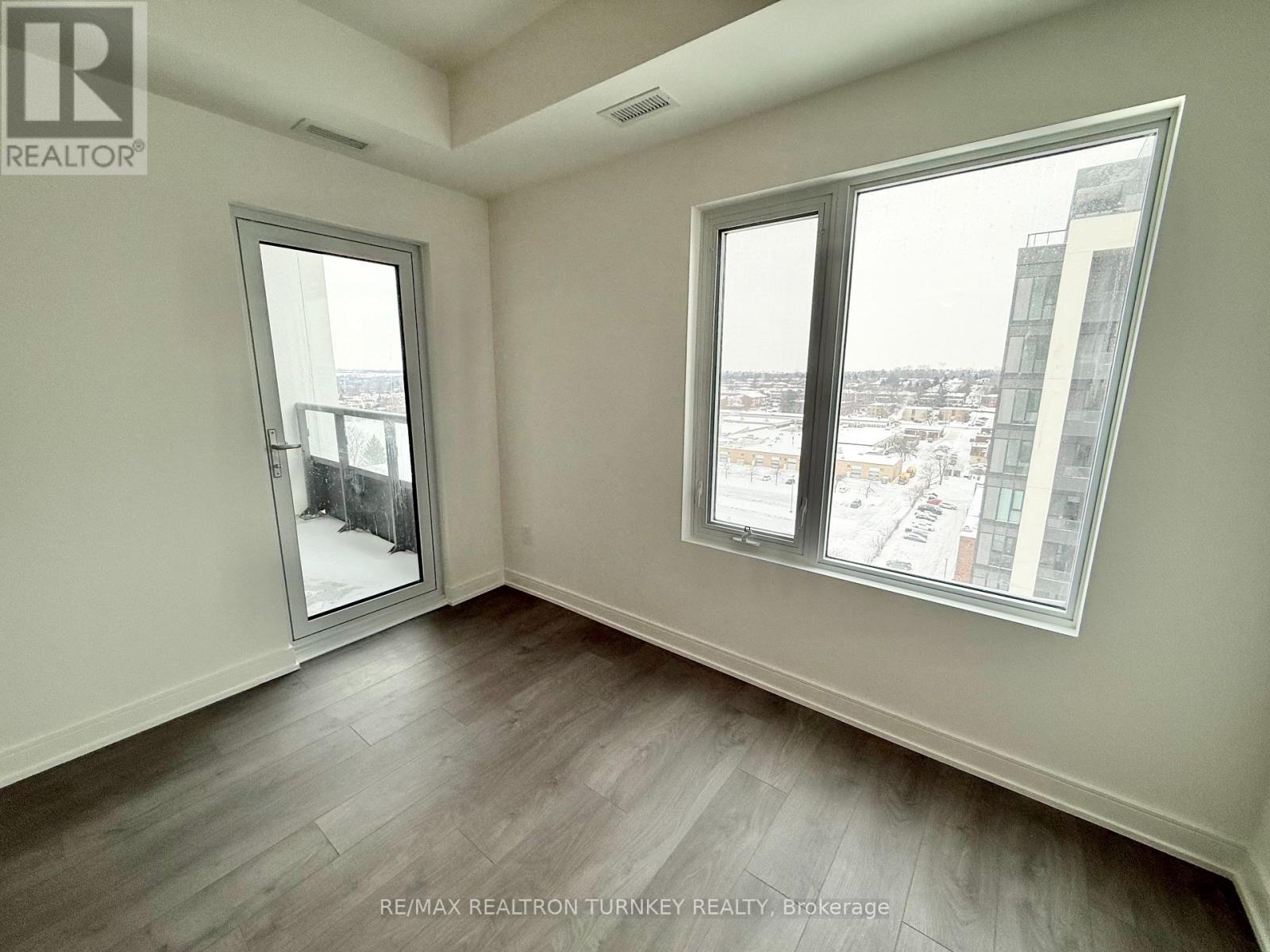 1305 - 705 Davis Drive, Newmarket, Ontario  L3Y 0J1 - Photo 11 - N12737350