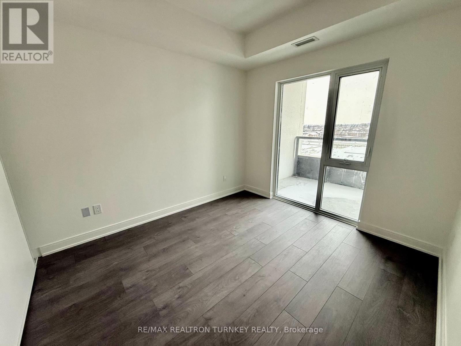 1305 - 705 Davis Drive, Newmarket, Ontario  L3Y 0J1 - Photo 13 - N12737350