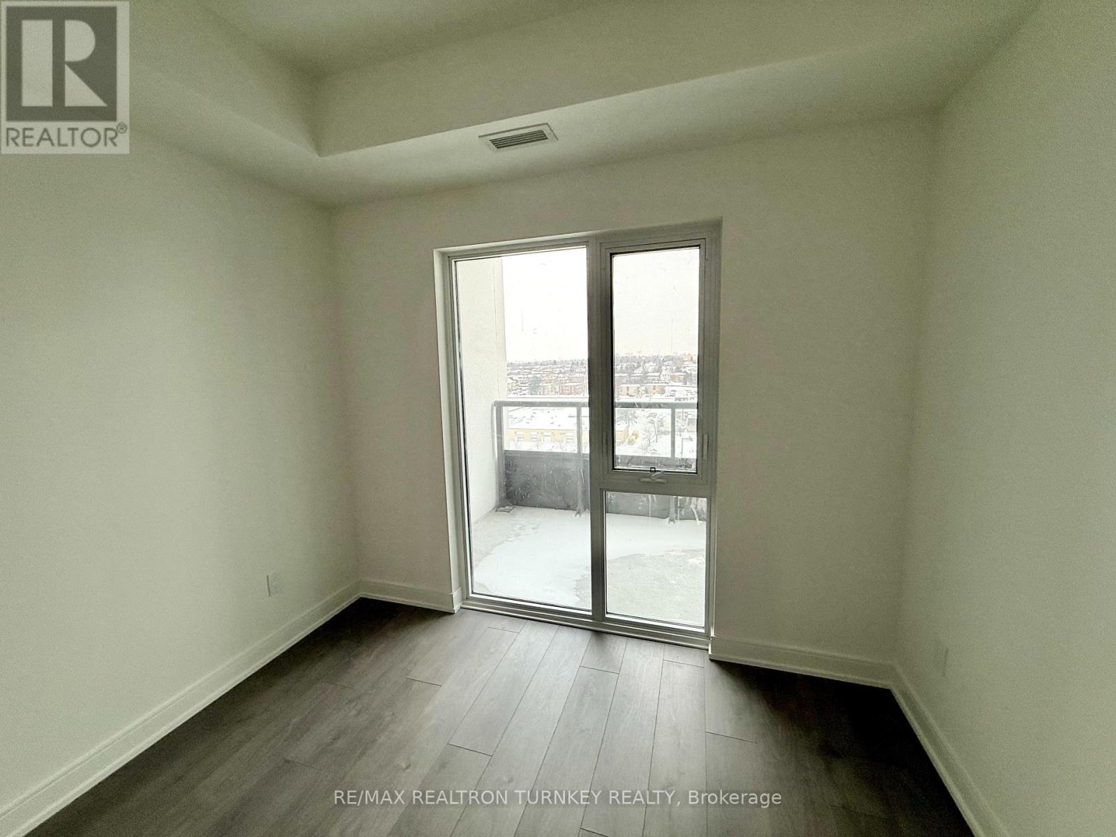 1305 - 705 Davis Drive, Newmarket, Ontario  L3Y 0J1 - Photo 15 - N12737350