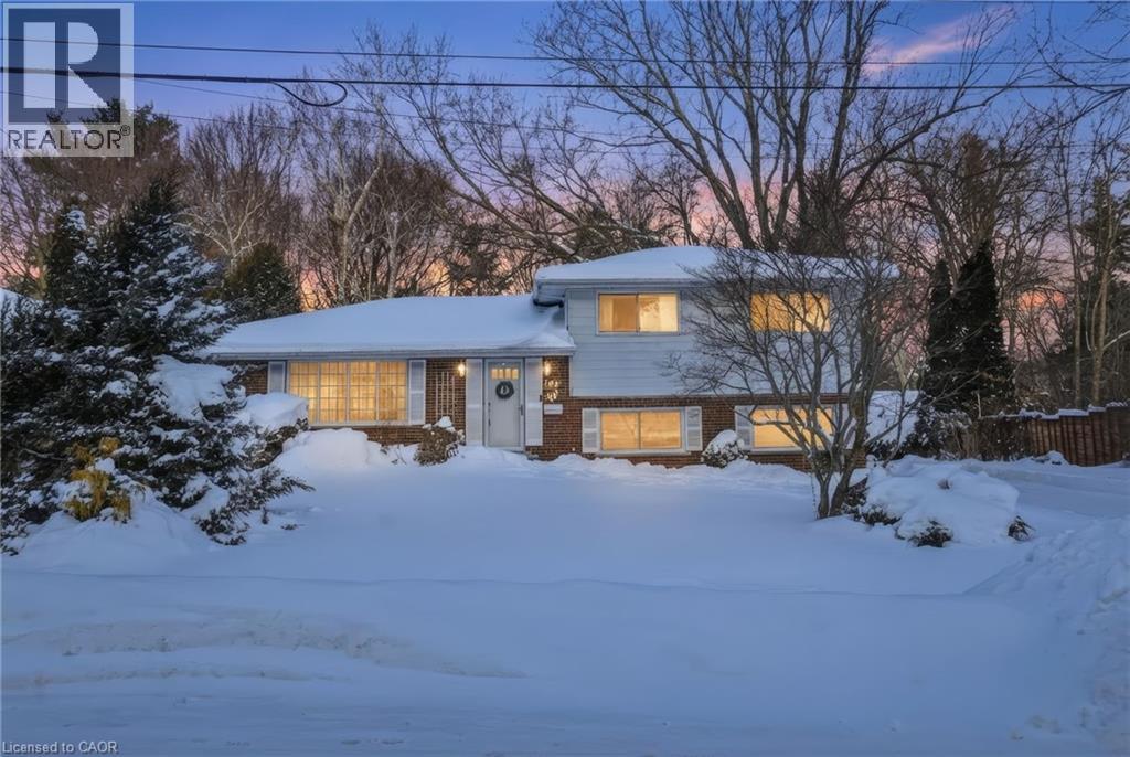 167 FALLINGBROOK Drive, Hamilton, Ontario