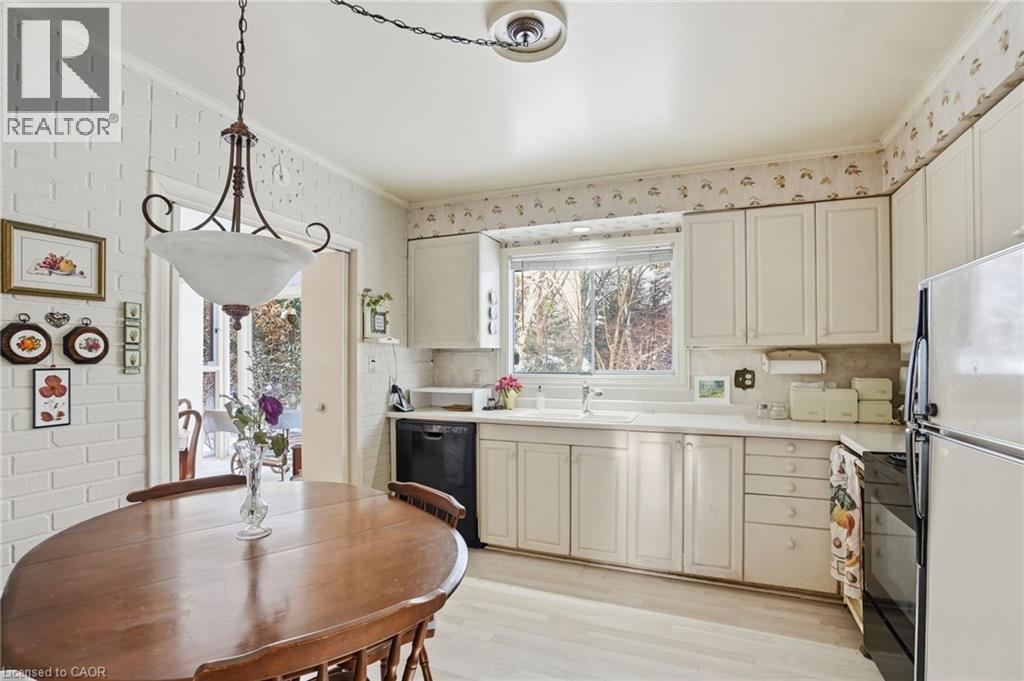 167 Fallingbrook Drive, Hamilton, Ontario  L9G 1E7 - Photo 14 - 40801430