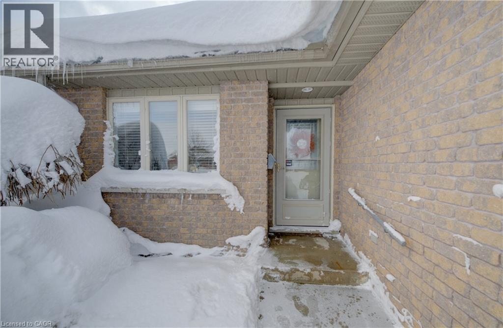 420 Mowat Street E, Listowel, Ontario  N4W 0A4 - Photo 4 - 40795733