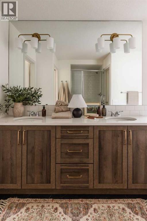 1062 Bayview Crescent Sw, Airdrie, Alberta  T4B 5N8 - Photo 16 - A2281444