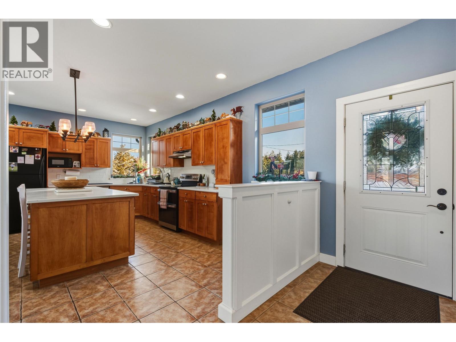 2129 South Lakeside Drive, Williams Lake, British Columbia  V2G 5G2 - Photo 7 - R3083777