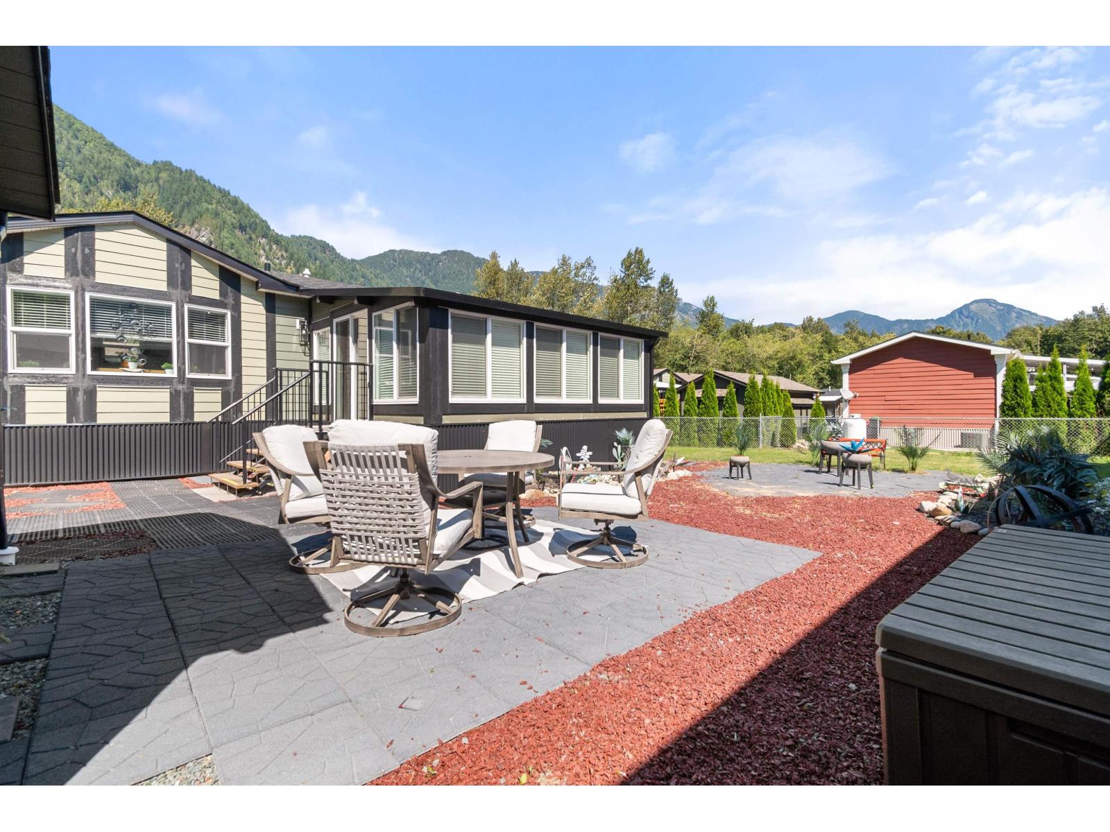 21 59060 Lougheed Highway, Agassiz, Agassiz, British Columbia  V0X 1L3 - Photo 2 - R3084263