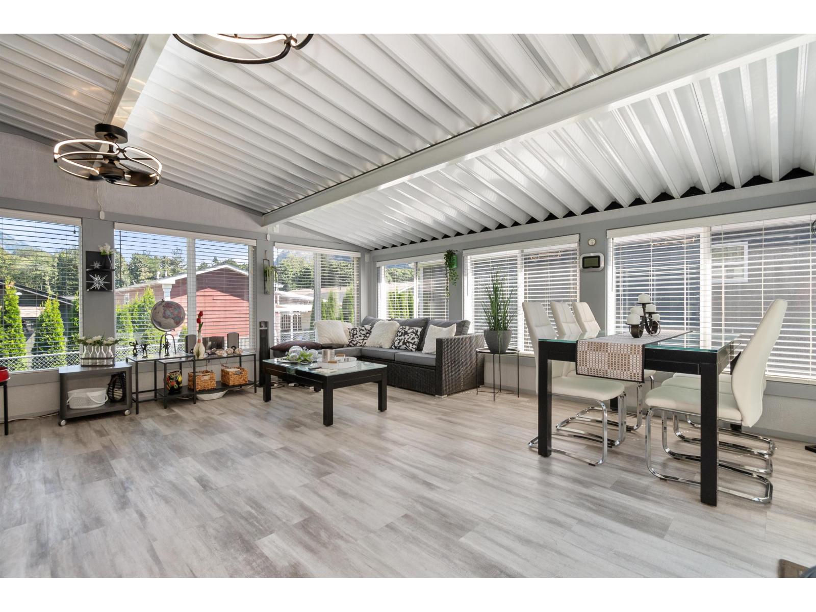 21 59060 Lougheed Highway, Agassiz, Agassiz, British Columbia  V0X 1L3 - Photo 4 - R3084263