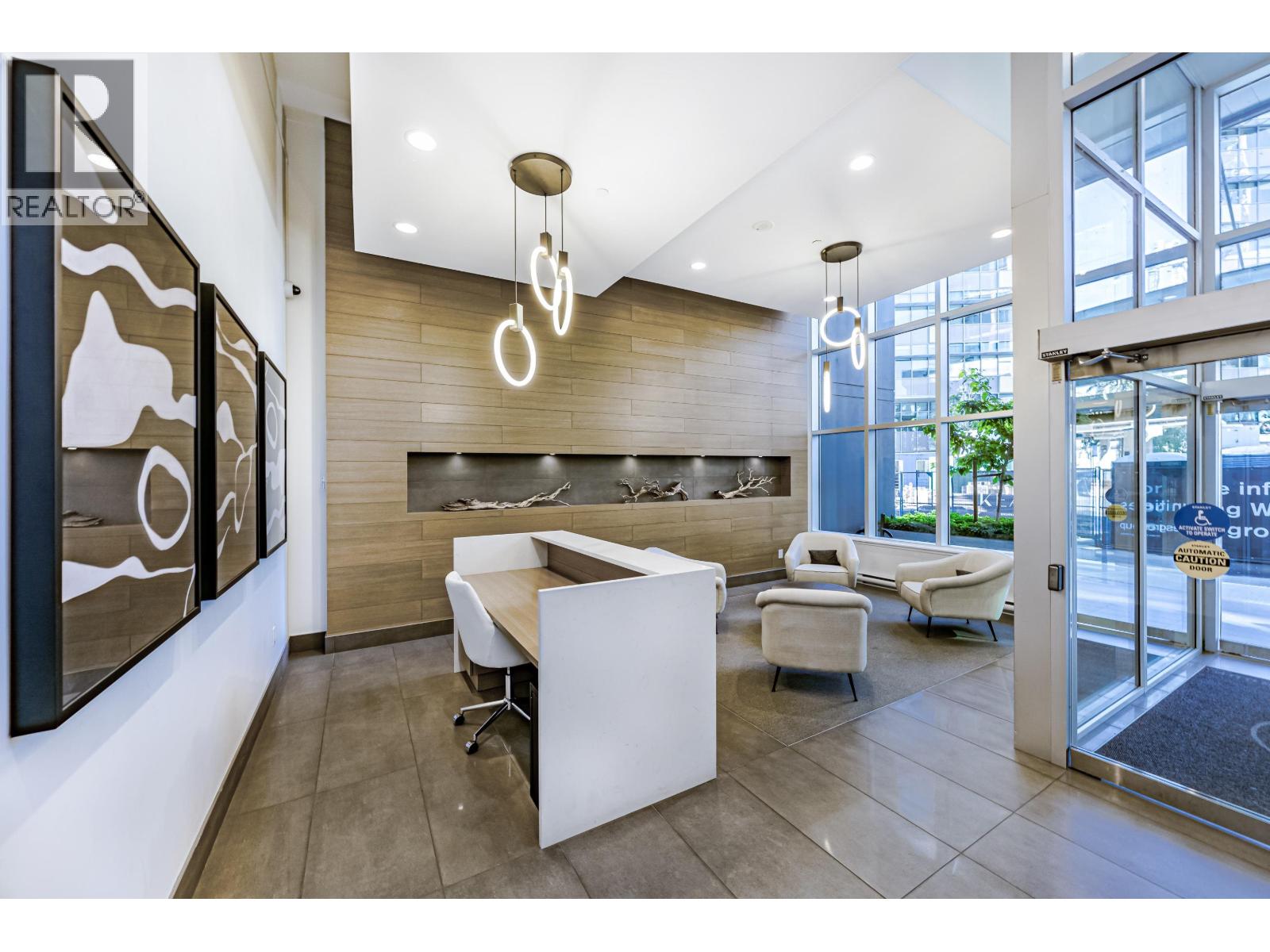 1804 258 Nelson's Court, New Westminster, British Columbia  V3L 0J9 - Photo 4 - R3084205