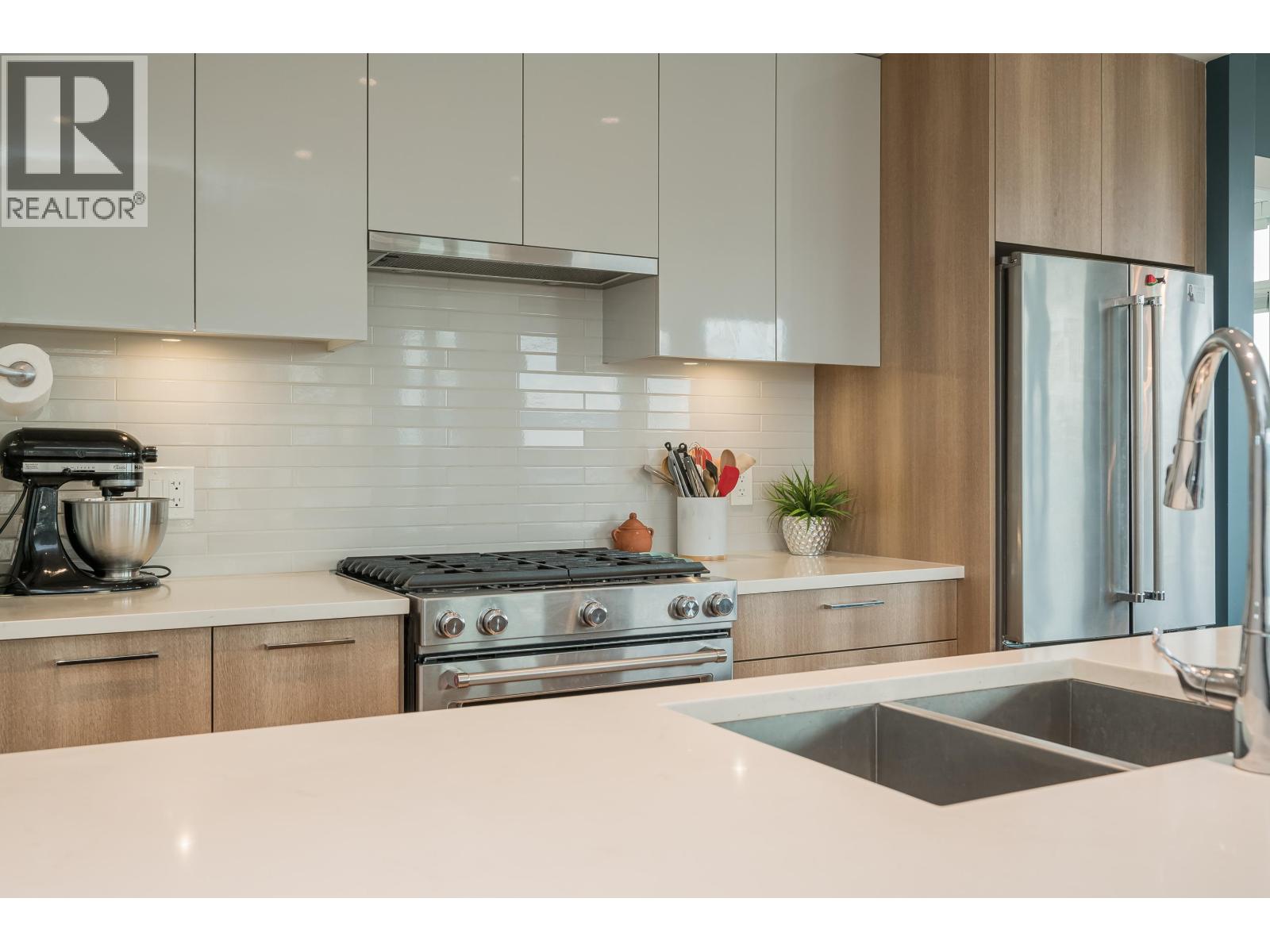 1804 258 Nelson's Court, New Westminster, British Columbia  V3L 0J9 - Photo 8 - R3084205