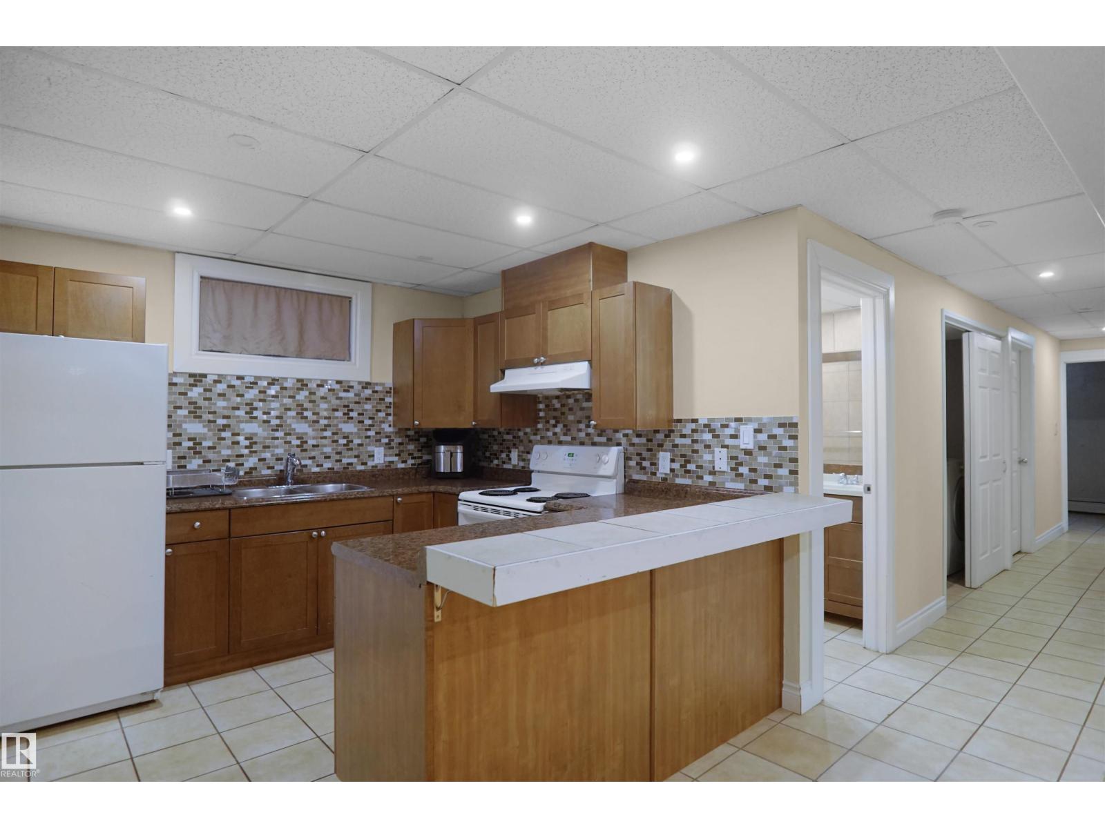 12411 132 Av Nw, Edmonton, Alberta  T5L 3P8 - Photo 25 - E4471332