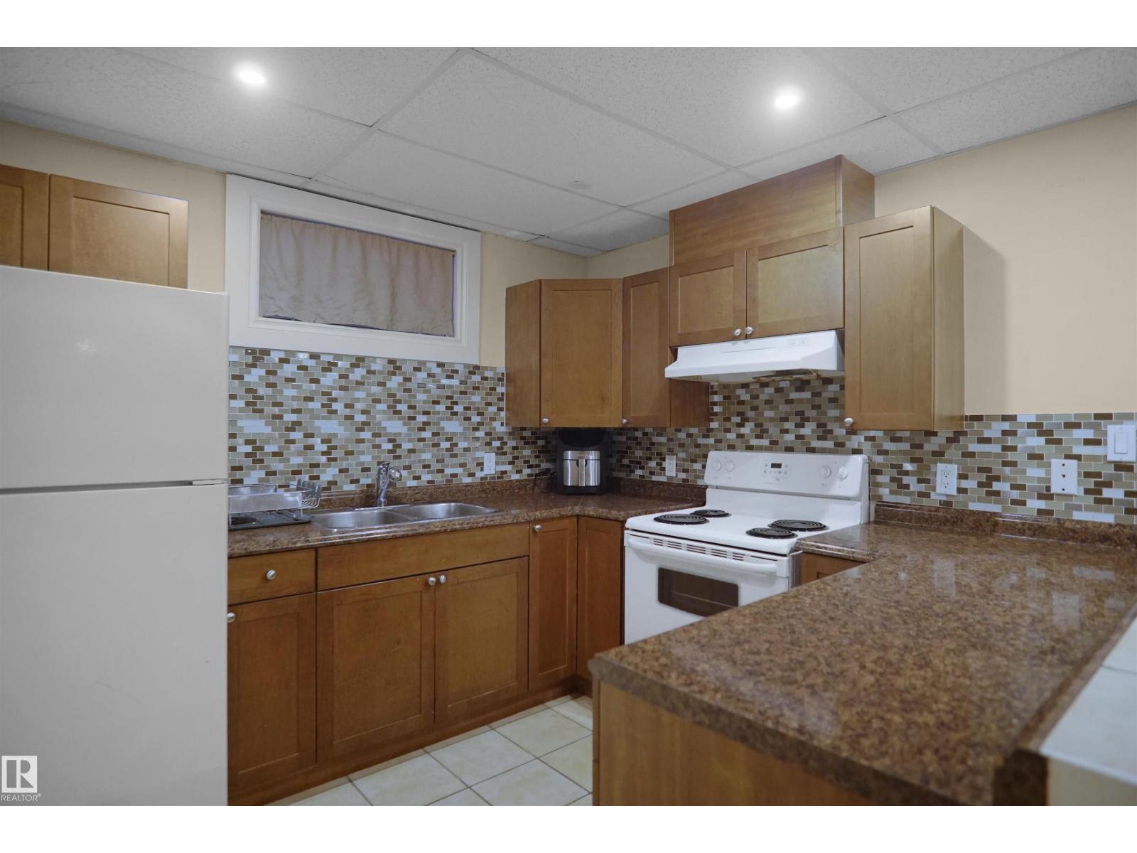 12411 132 Av Nw, Edmonton, Alberta  T5L 3P8 - Photo 26 - E4471332