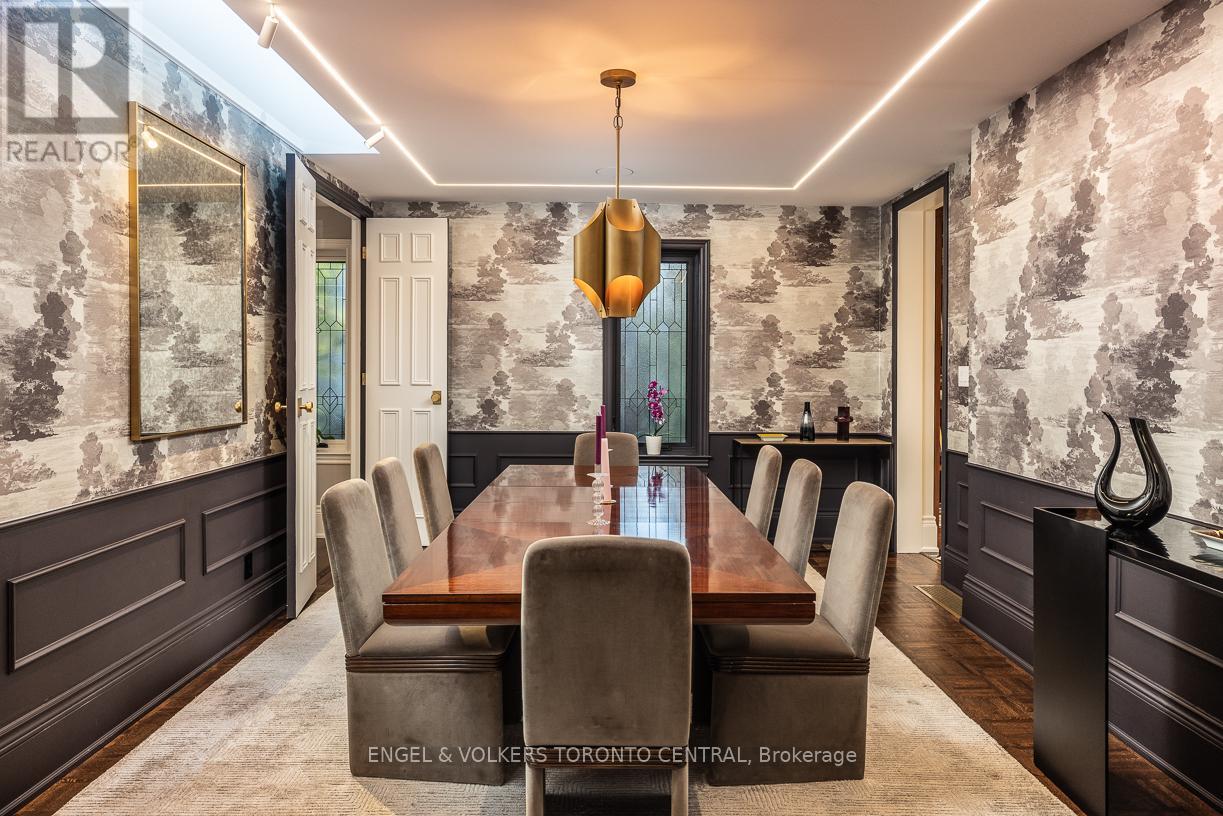 1 Bryce Avenue, Toronto, Ontario  M4V 2B3 - Photo 12 - C12737330