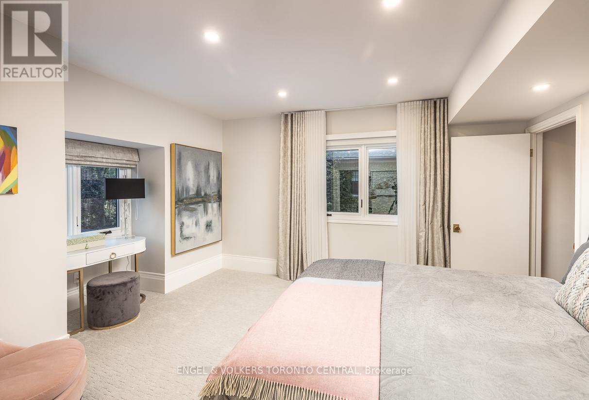 1 Bryce Avenue, Toronto, Ontario  M4V 2B3 - Photo 26 - C12737330