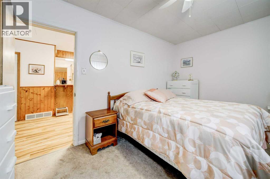 1152 Morden Avenue, Pincher Creek, Alberta  T0K 1W0 - Photo 6 - A2278564