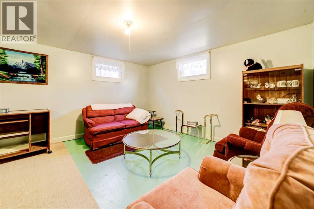 1152 Morden Avenue, Pincher Creek, Alberta  T0K 1W0 - Photo 17 - A2278564