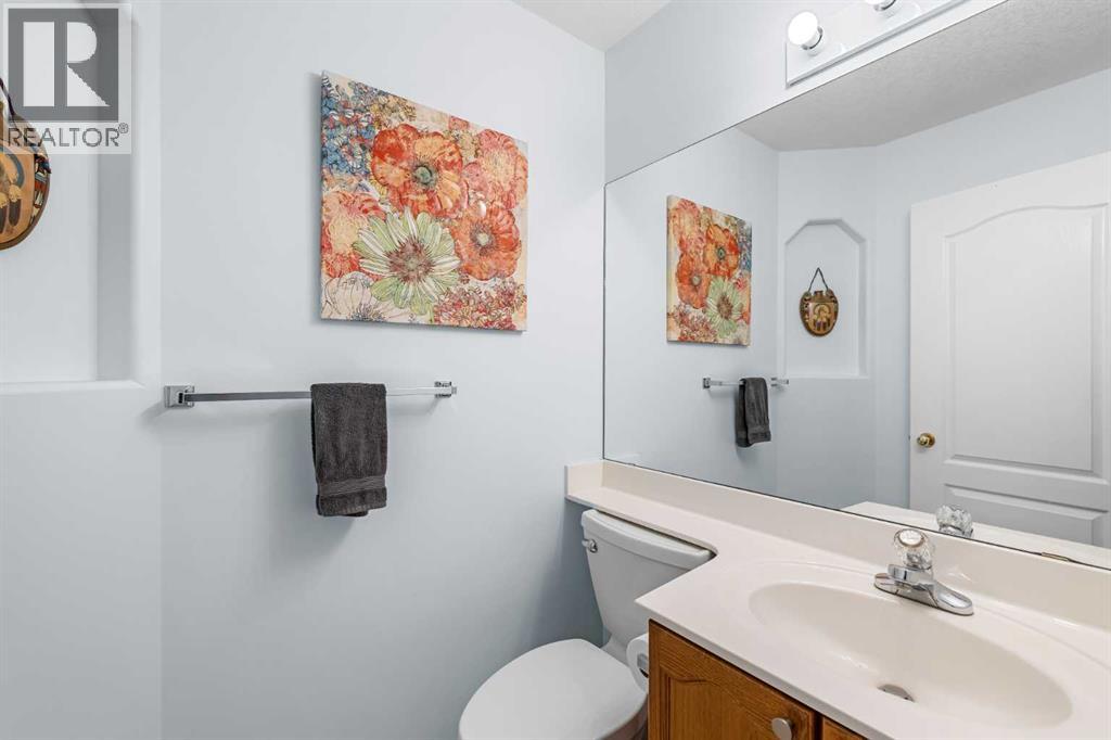 62 Canoe Circle Sw, Airdrie, Alberta  T4B 2L6 - Photo 14 - A2276684