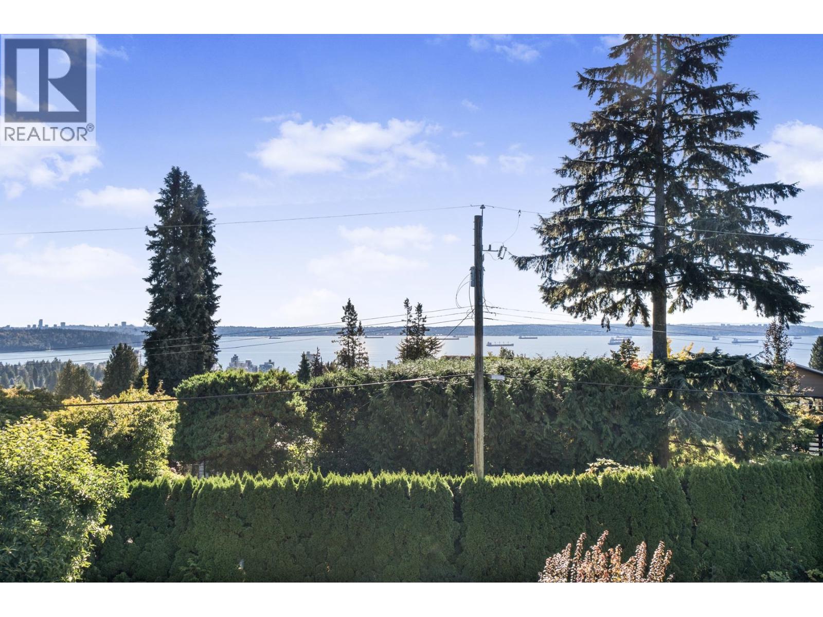 2237 Palmerston Avenue, West Vancouver, British Columbia  V7V 2V9 - Photo 37 - R3084189
