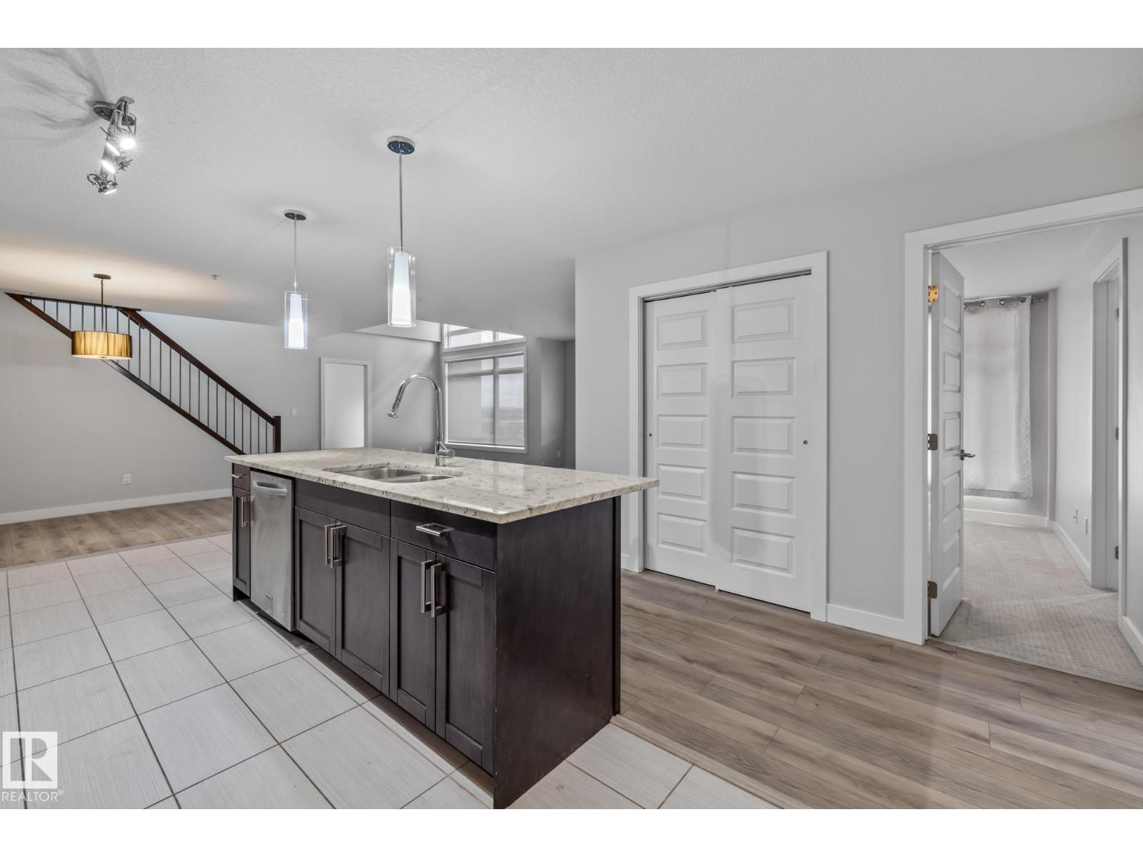 #810 5151 Windermere Bv Sw, Edmonton, Alberta  T6W 2K4 - Photo 5 - E4453671