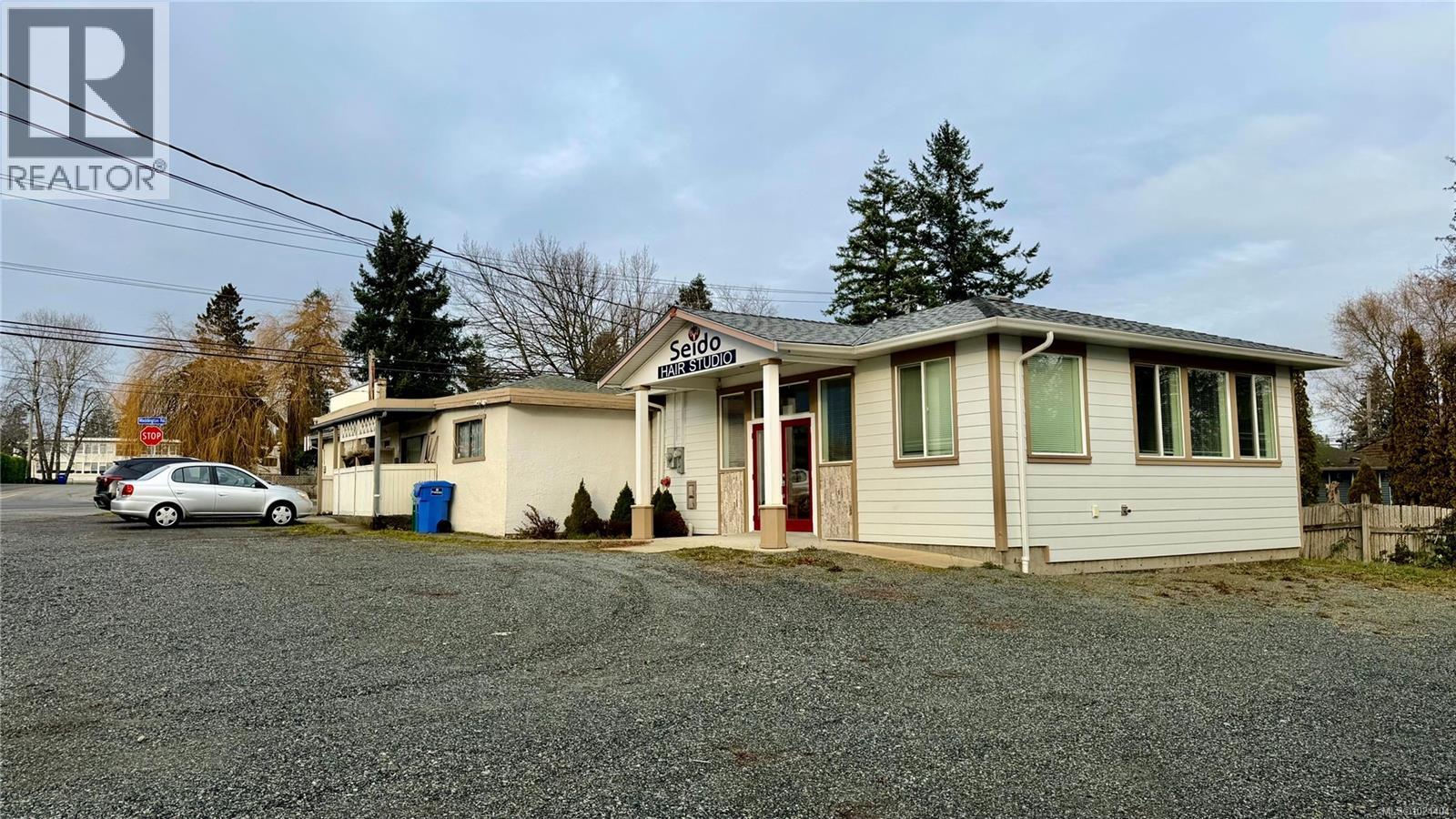 1300 Waddington Rd, Nanaimo, British Columbia  V9S 4V7 - Photo 1 - 1024404