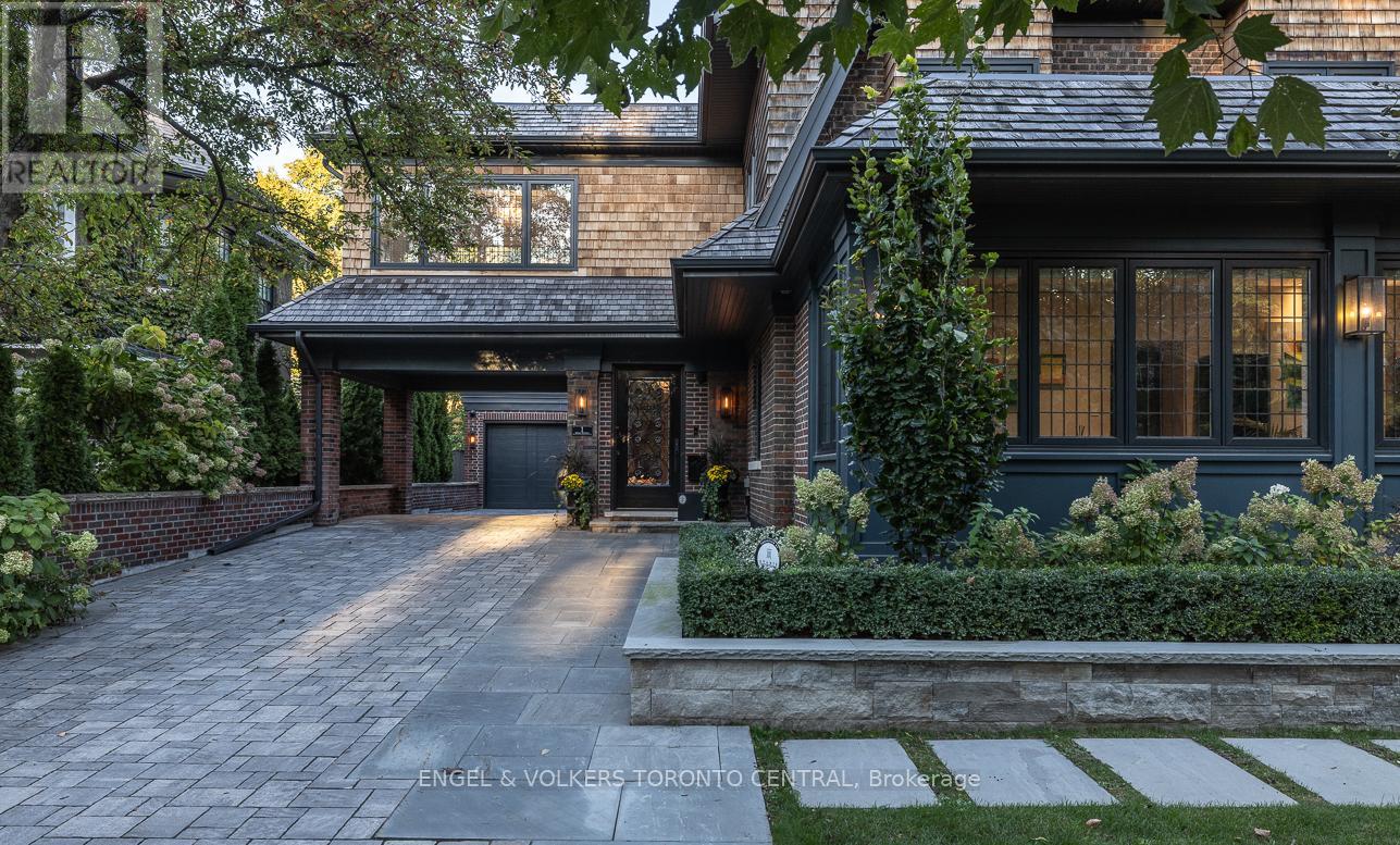 1 Bryce Avenue, Toronto, Ontario  M4V 2B3 - Photo 2 - C12737330