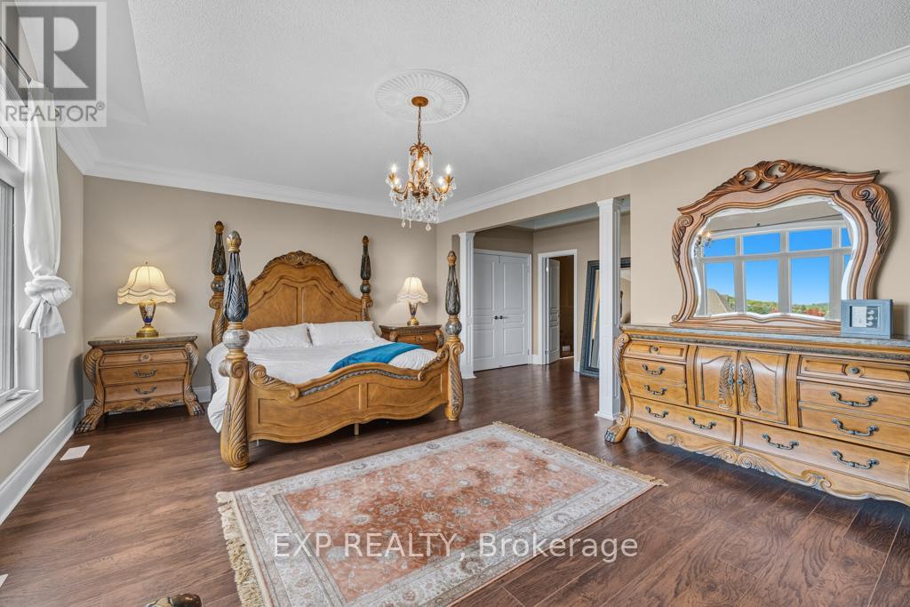 22 Longthorpe Court, Aurora, Ontario  L4G 0K4 - Photo 23 - N12737170