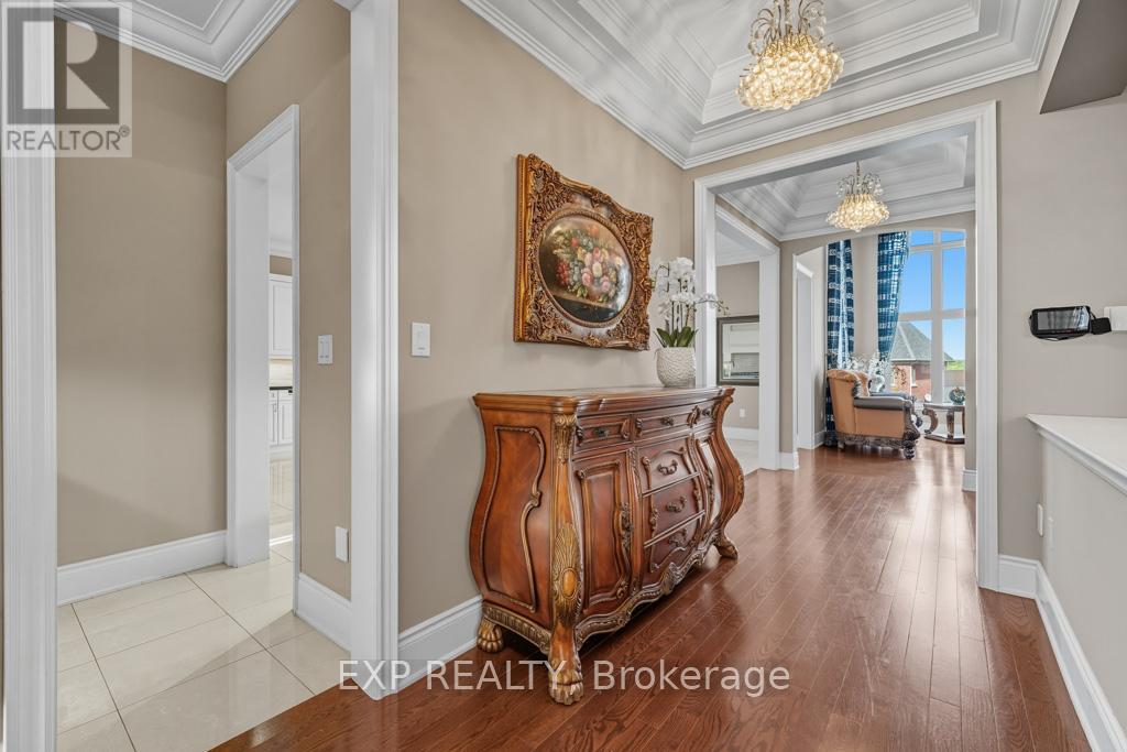 22 Longthorpe Court, Aurora, Ontario  L4G 0K4 - Photo 11 - N12737170