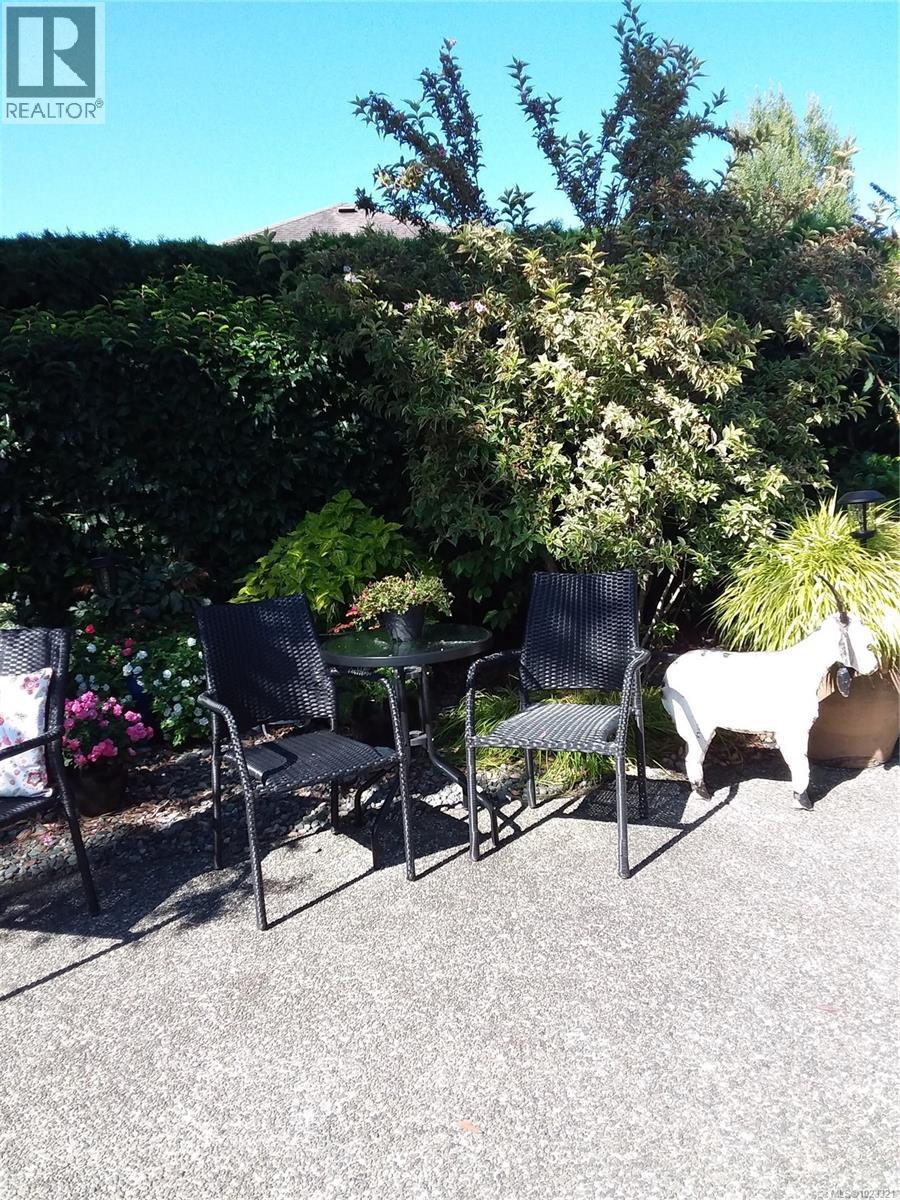 7952 Polo Park Cres, Central Saanich, British Columbia  V8M 2J4 - Photo 33 - 1023321