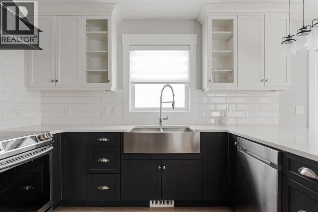 804 Beacon Hill Drive, Fort Mcmurray, Alberta  T9H 3N4 - Photo 8 - A2278013