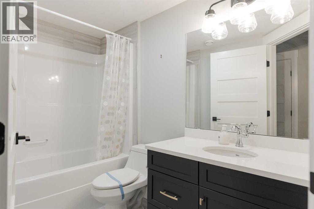 804 Beacon Hill Drive, Fort Mcmurray, Alberta  T9H 3N4 - Photo 32 - A2278013