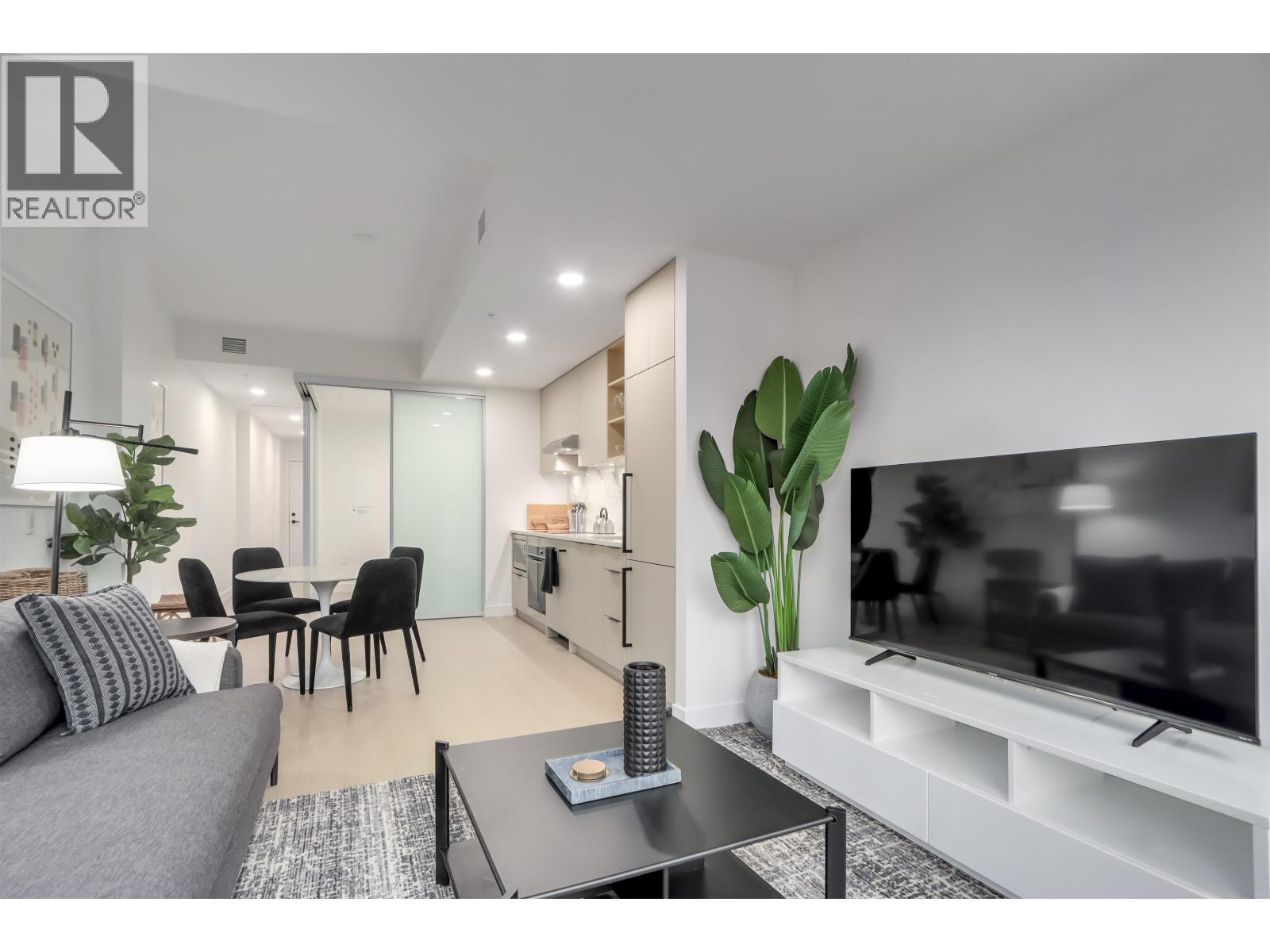 41* 422 E 3rd Street, North Vancouver, British Columbia  V7L 1G2 - Photo 7 - R3084332