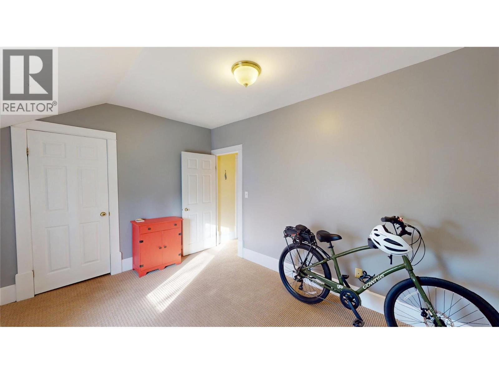 234 9th Avenue S, Cranbrook, British Columbia  V1C 2M3 - Photo 33 - 10374212