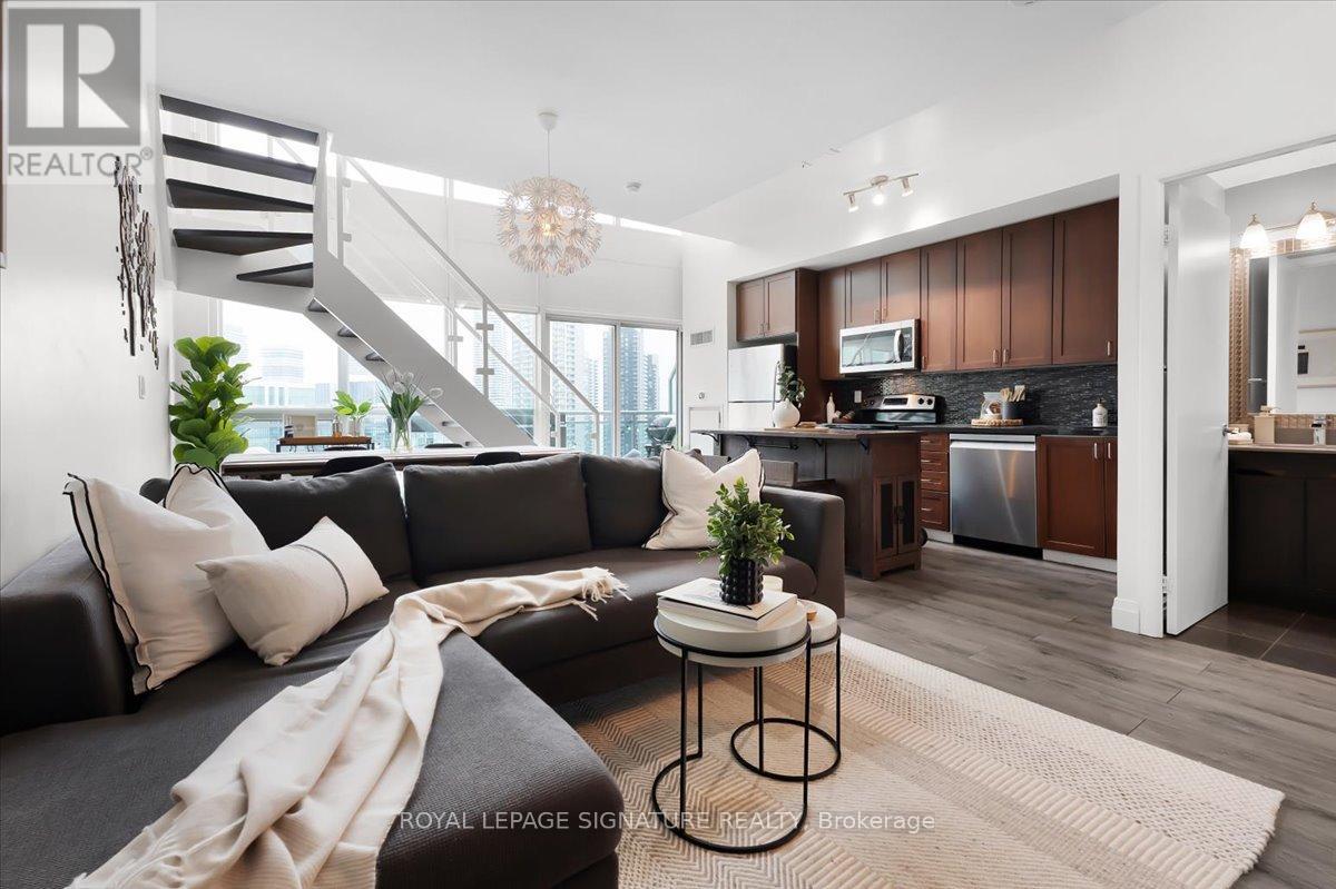 2903 - 155 Legion Road N, Toronto, Ontario  M8Y 0A7 - Photo 4 - W12737194