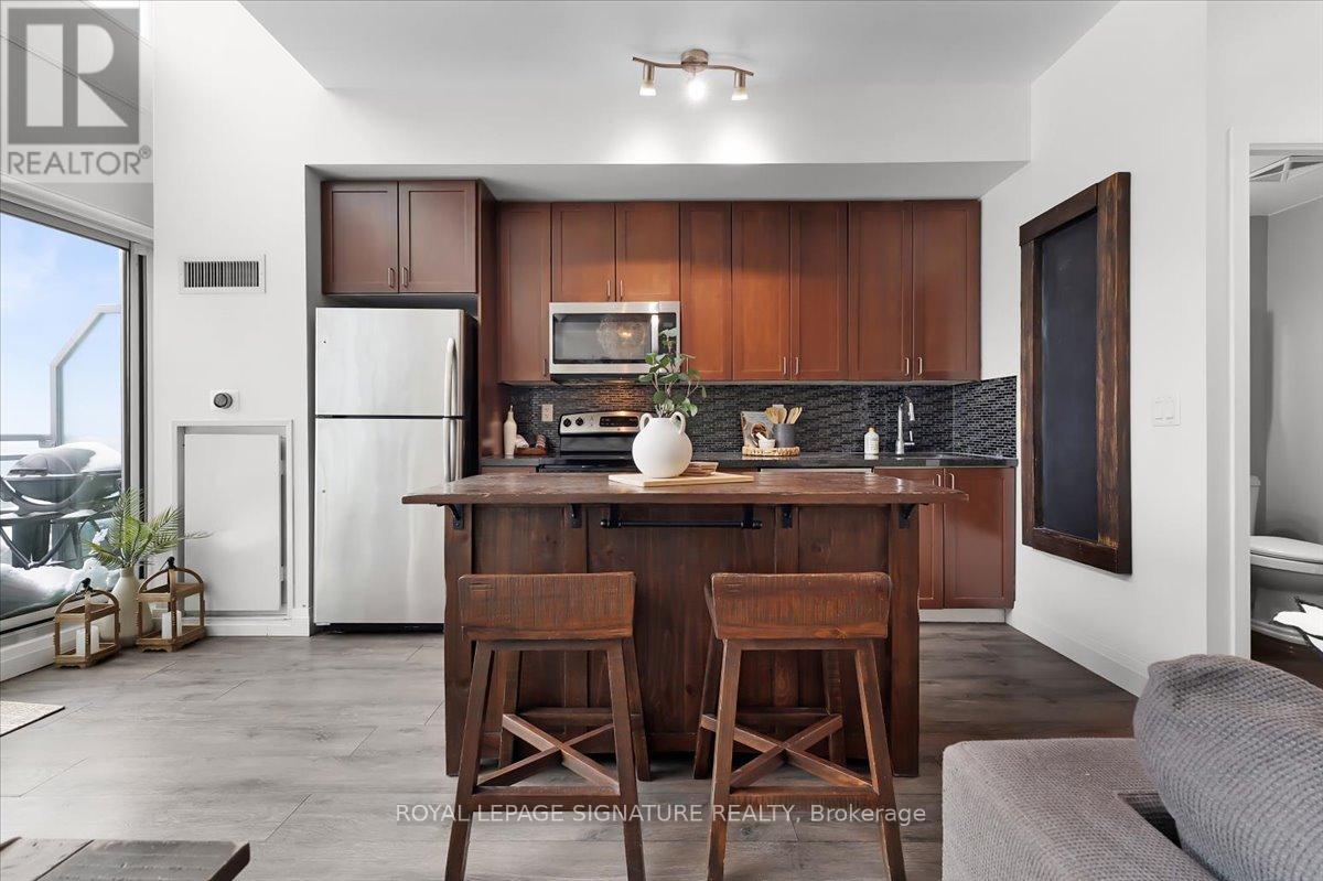 2903 - 155 Legion Road N, Toronto, Ontario  M8Y 0A7 - Photo 9 - W12737194