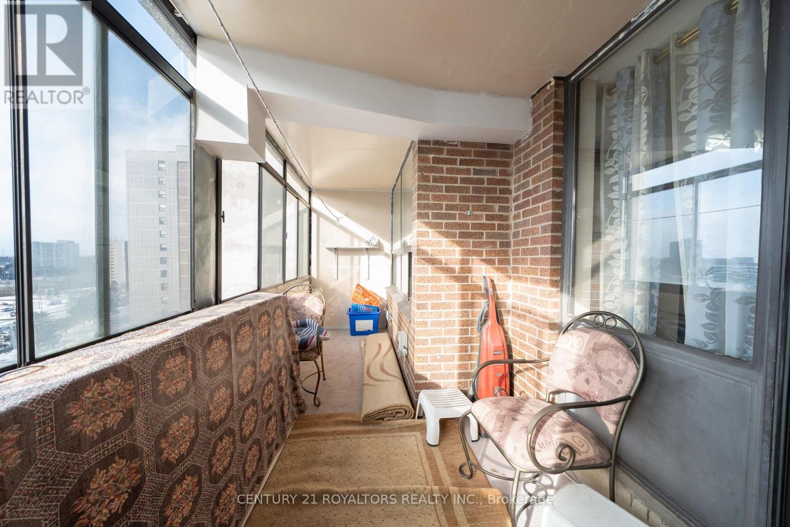 1210 - 18 Knightsbridge Road, Brampton, Ontario  L6T 3X5 - Photo 15 - W12737362