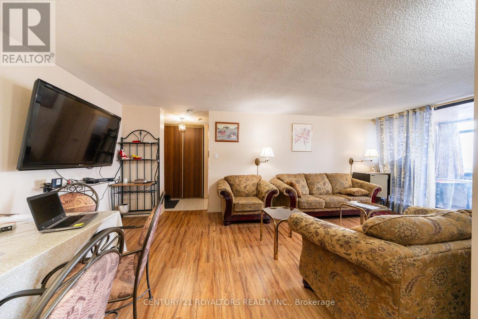 1210 - 18 Knightsbridge Road, Brampton, Ontario  L6T 3X5 - Photo 16 - W12737362