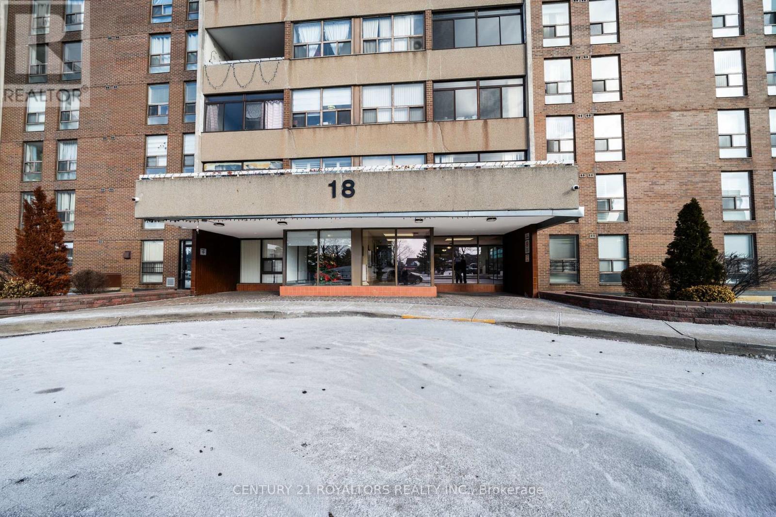 1210 - 18 Knightsbridge Road, Brampton, Ontario  L6T 3X5 - Photo 2 - W12737362